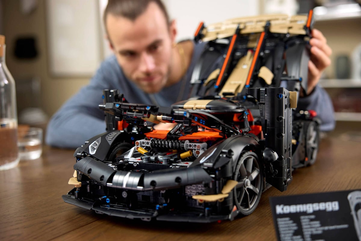 LEGO® 42232 Koenigsegg Sadair's Spear Megacar, Zestaw - zdjęcie 11