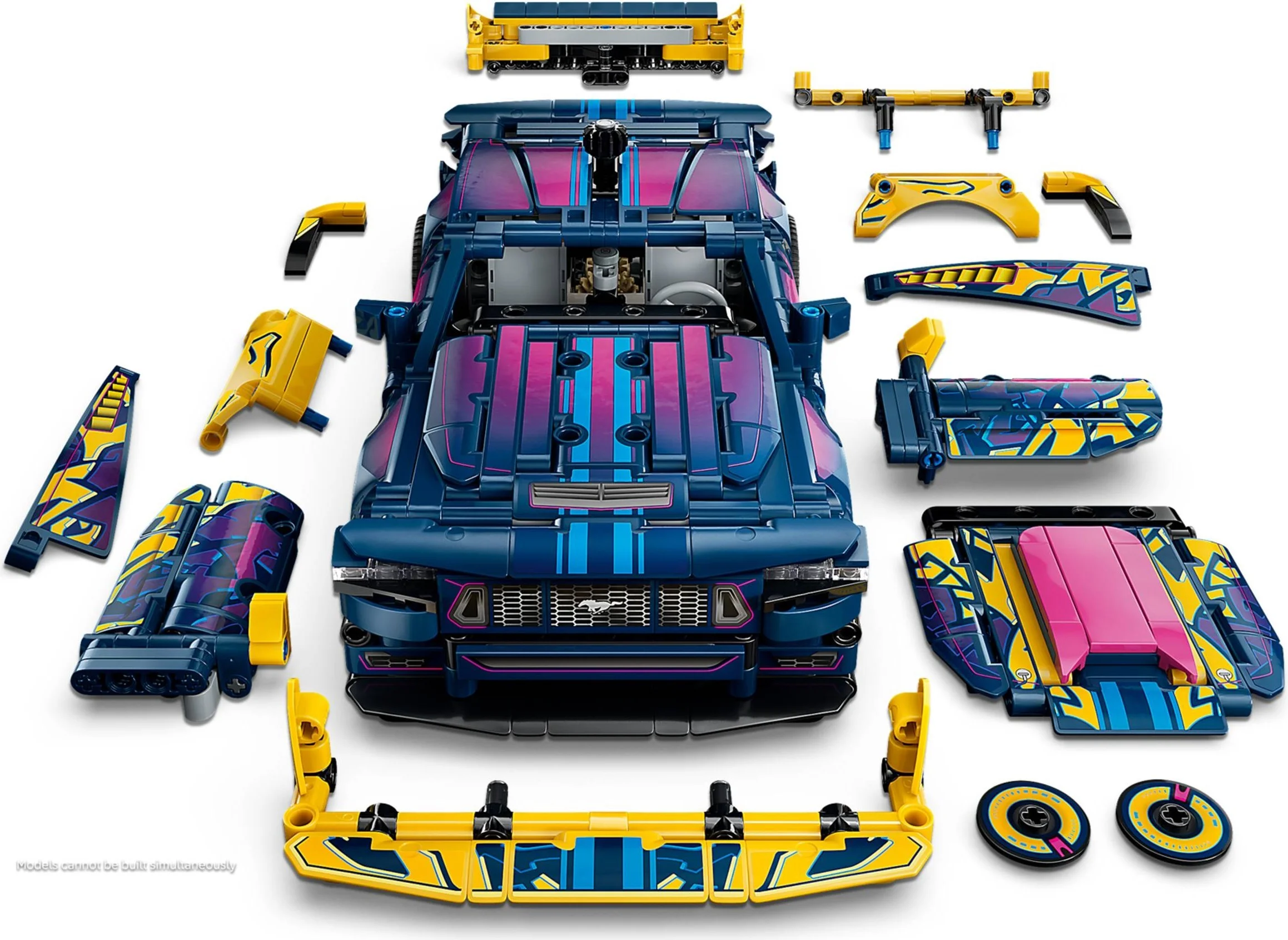 LEGO® 42236 Warsztat tuningowy: samochód Ford Mustang GT - zdjęcie 5