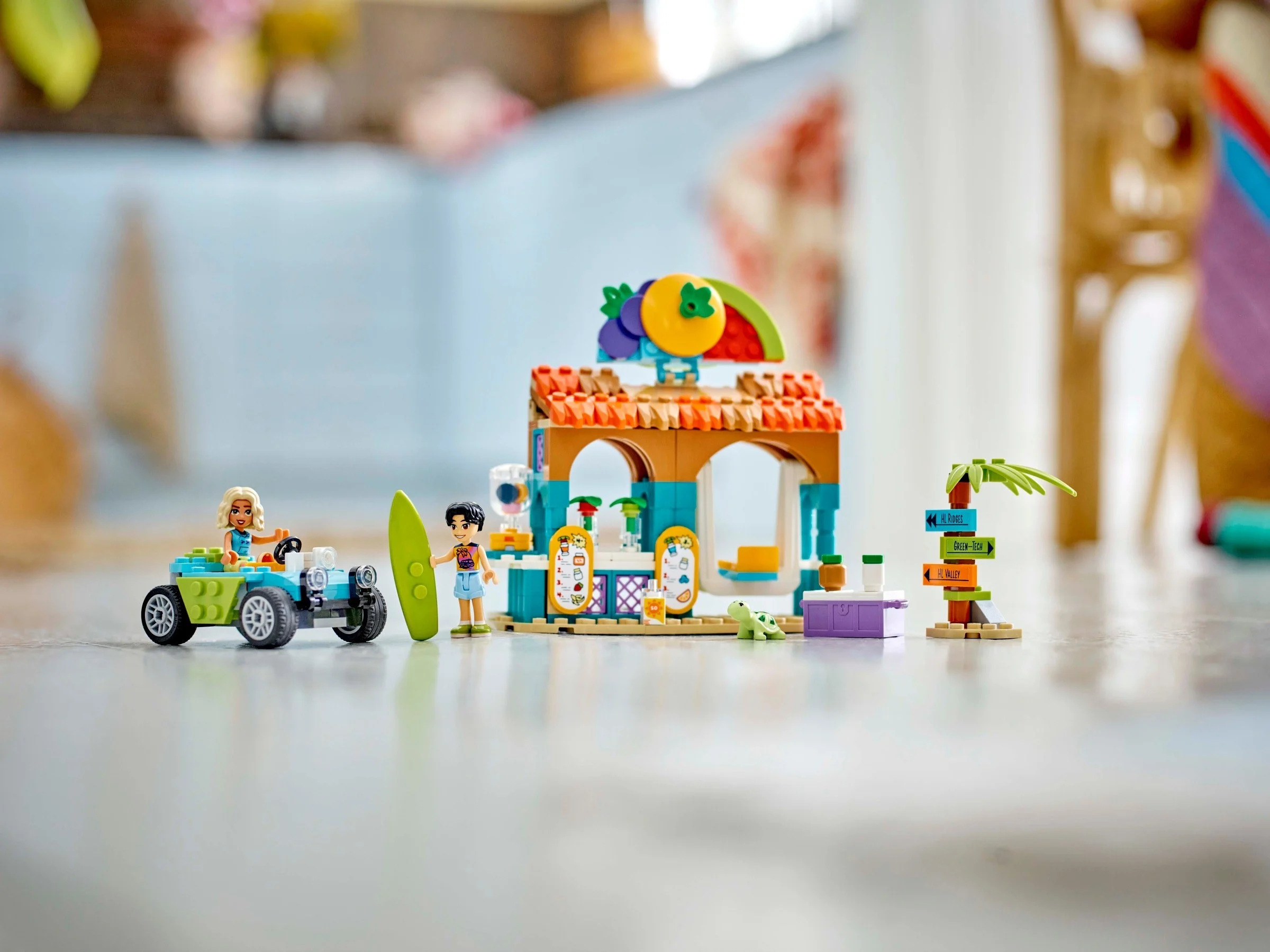 LEGO® 42625 Plażowa budka z koktajlami - zdjęcie 3