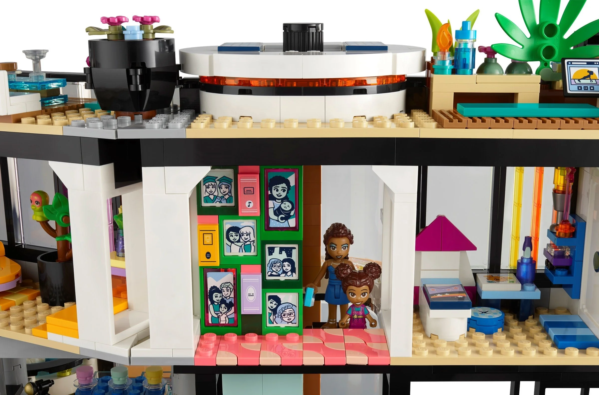 LEGO® 42639 Nowoczesna rezydencja Andrei - zdjęcie 9