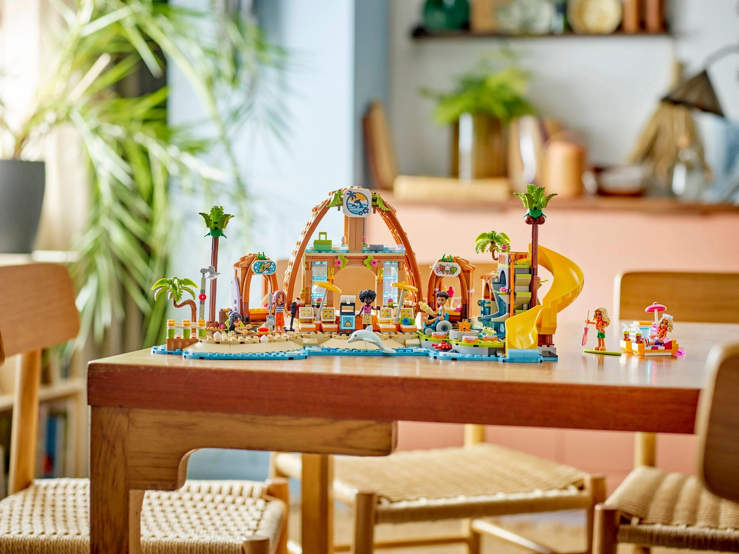 LEGO® 42673 Rodzinne wakacje na plaży - zdjęcie 9