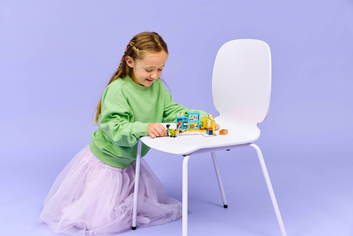 LEGO® 42680 Sklep spożywczy w mieście Heartlake - zdjęcie 14