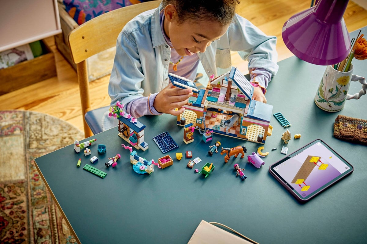 LEGO® 42688 Stadnina i szkółka jeździecka - zdjęcie 8