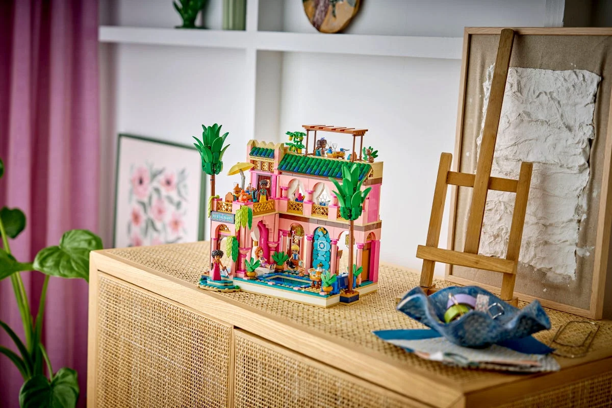 LEGO® 42691 Restauracja z ogrodem - zdjęcie 12