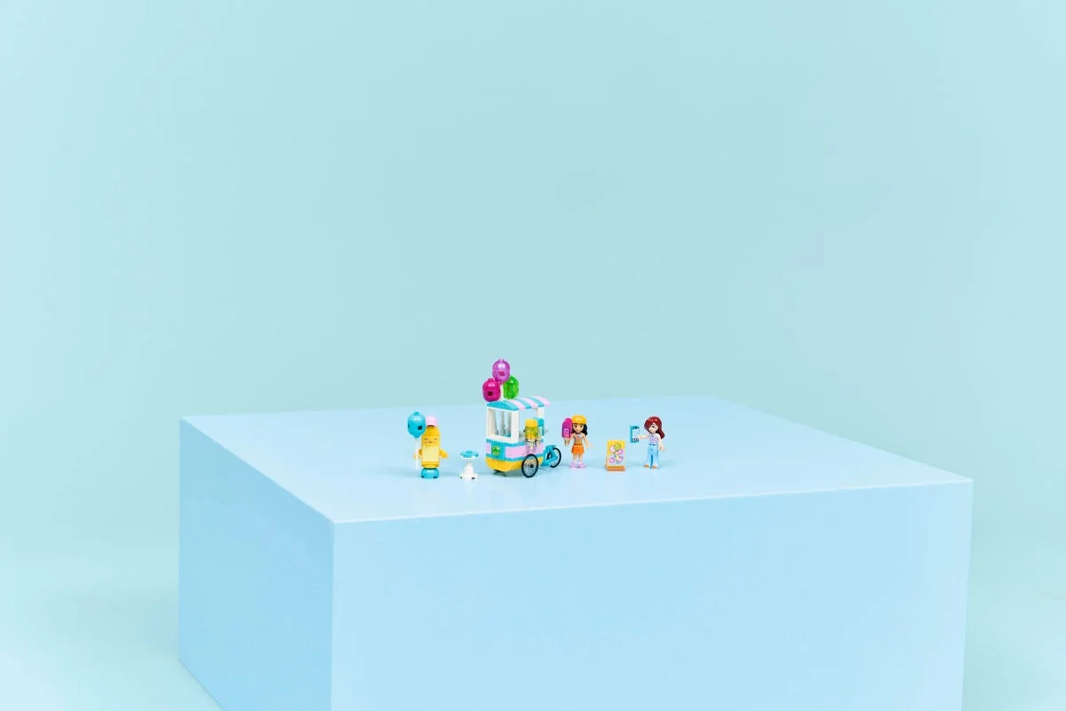 LEGO® 42692 Stoisko z lodami i balonami - zdjęcie 5