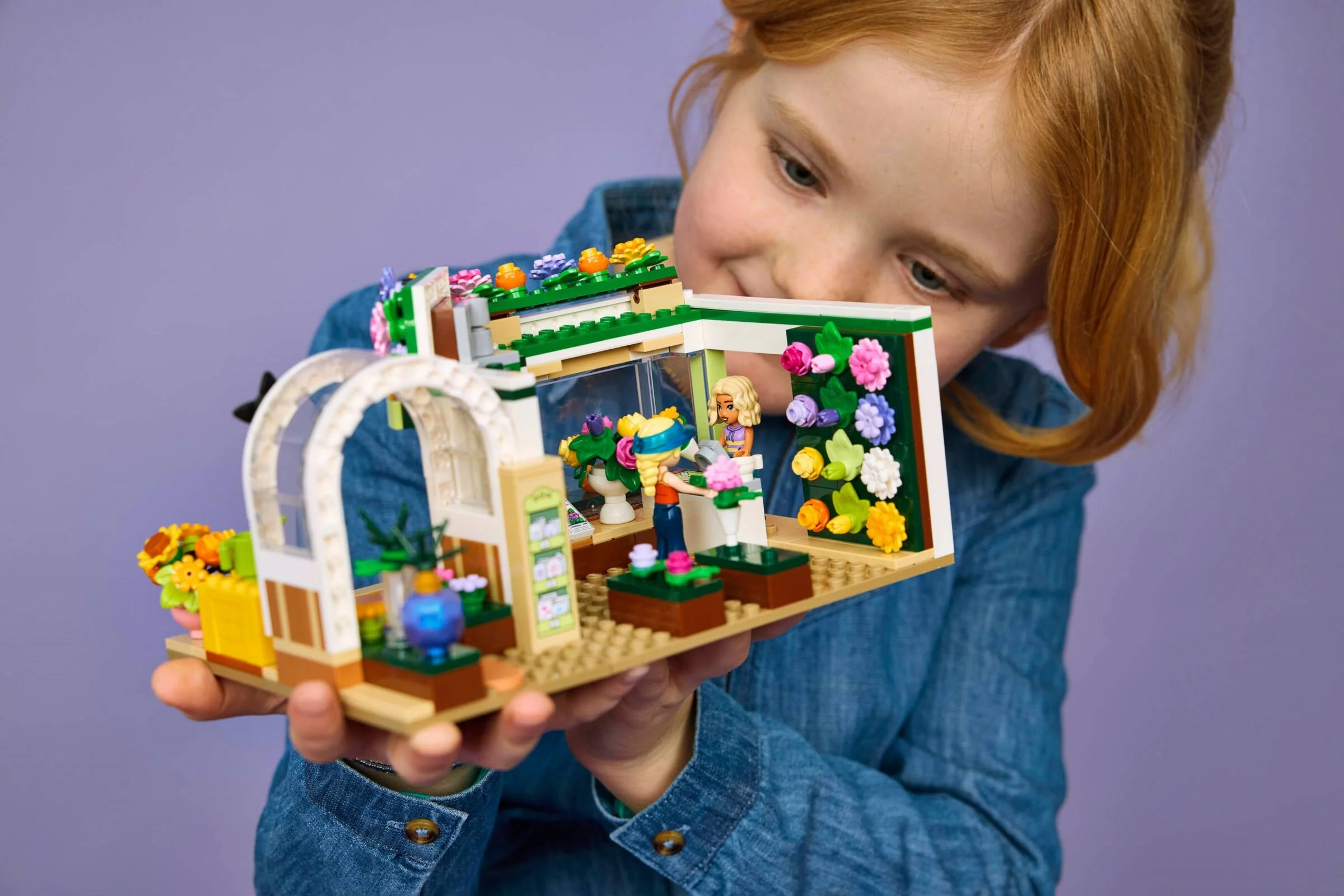 LEGO® 42693 Kreatywna kwiaciarnia - zdjęcie 10