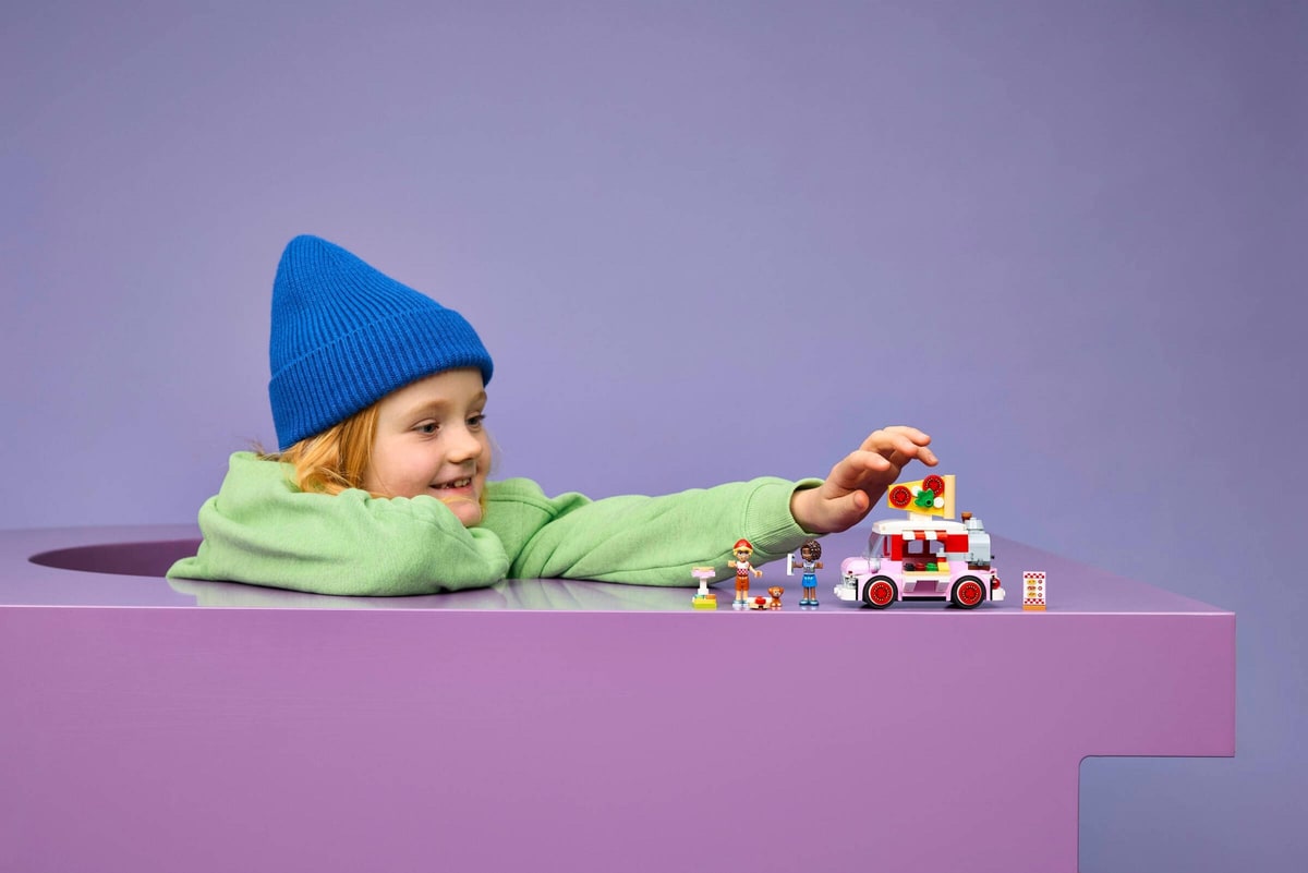 LEGO® 42694 Furgonetka z pizzą - zdjęcie 15