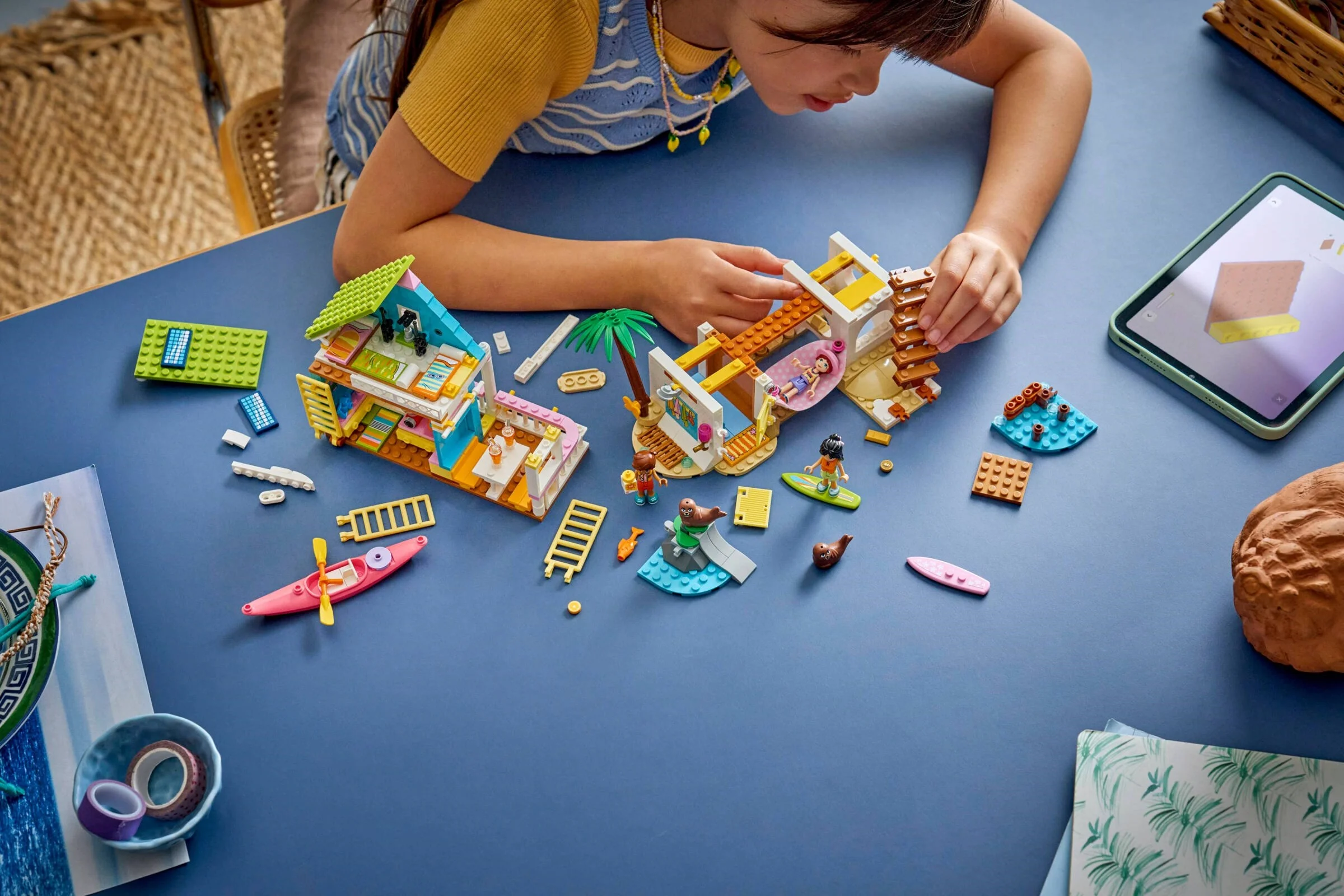 LEGO® 42699 Domek na plaży z fokami - zdjęcie 26