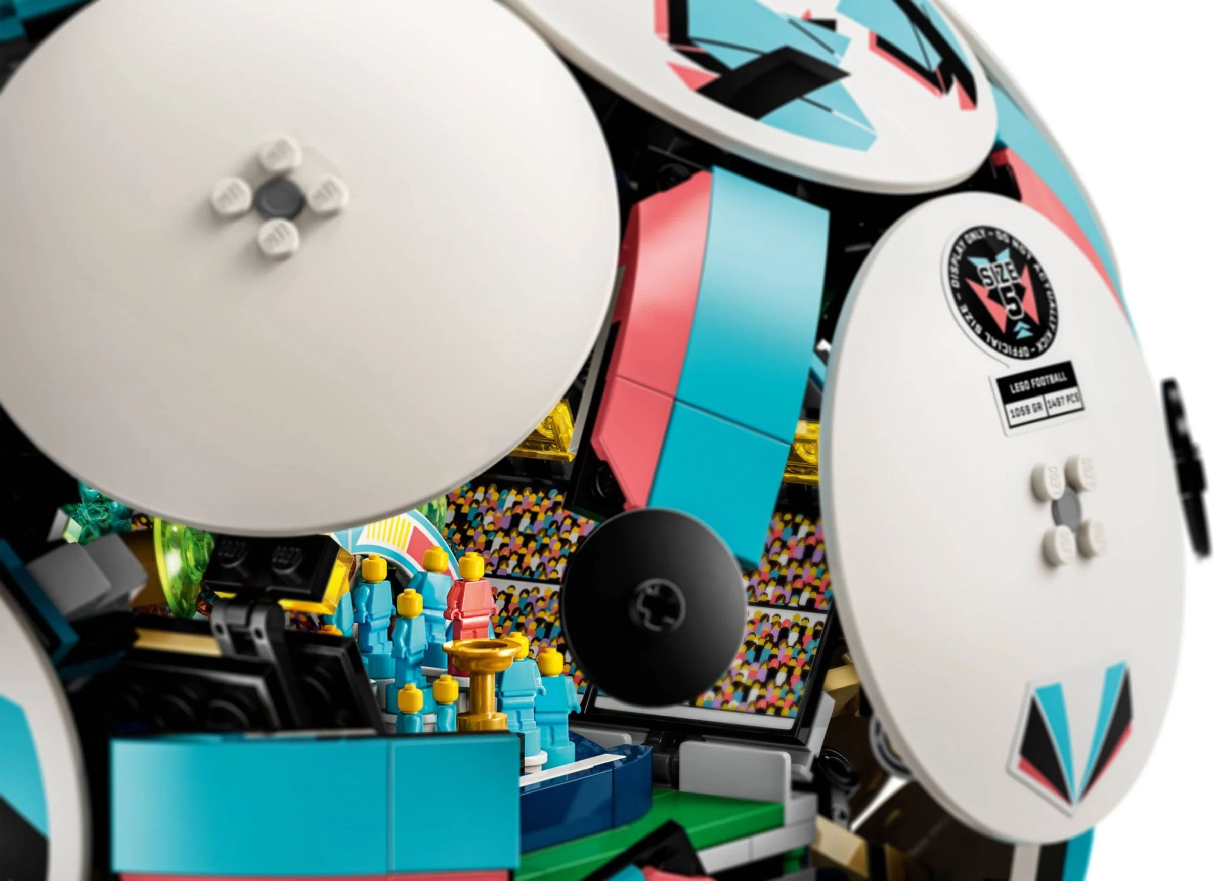 LEGO® 43019 LEGO Editions Football Sports Piłka Ze Stadionem w Środku - zdjęcie 18