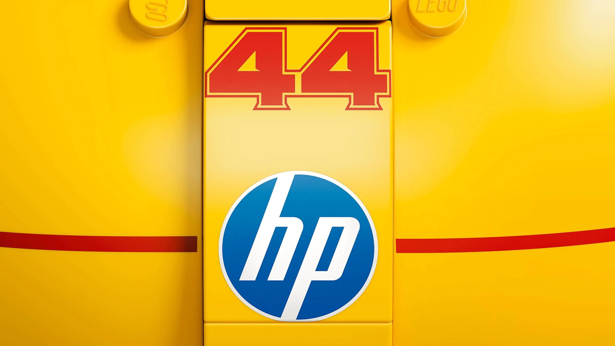 LEGO® 43022 LEGO Editions Formula 1 Vehicles Kask Lewis Hamilton Scuderia Ferrari HP - zdjęcie 14