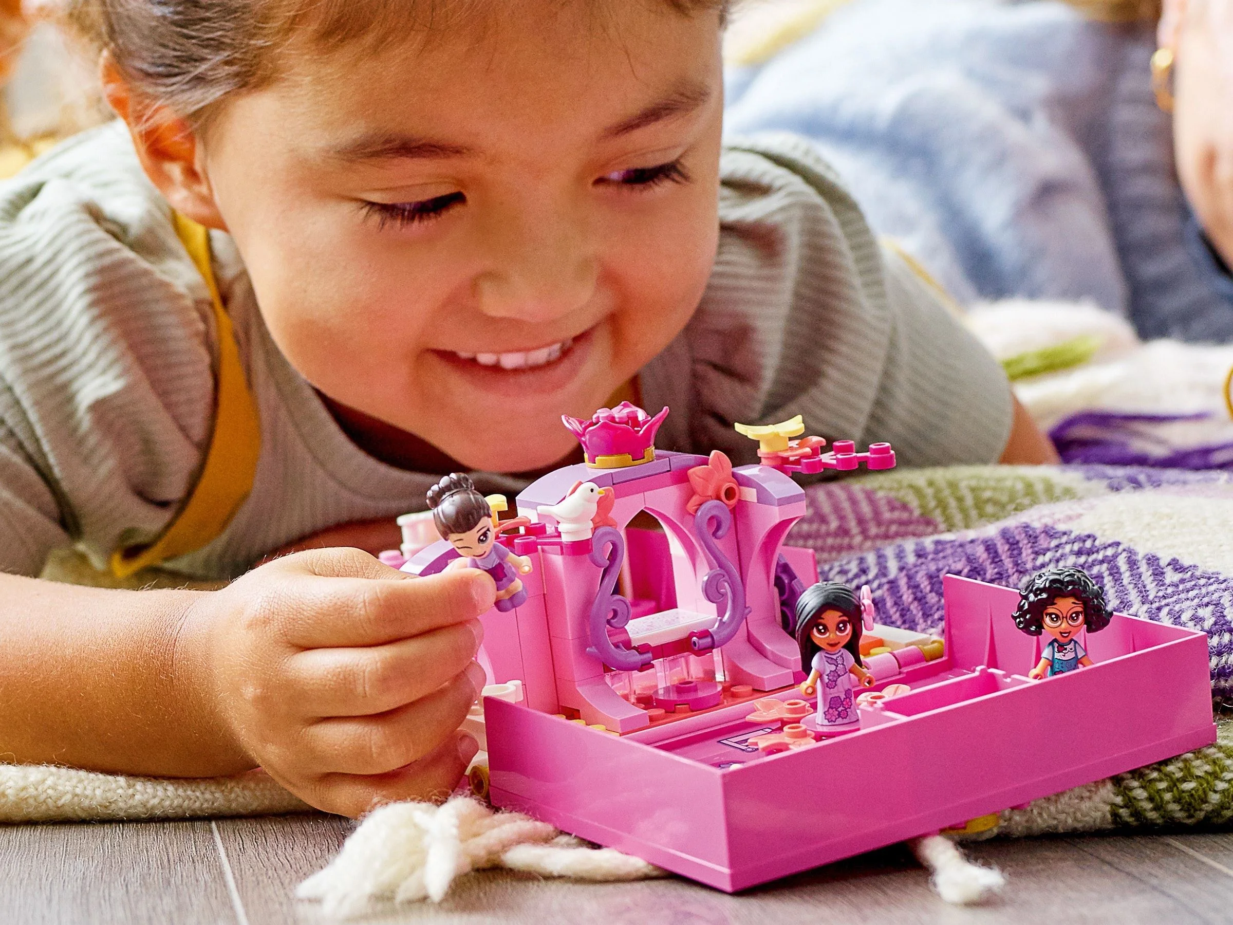 LEGO® 43201 Magiczne drzwi Isabeli - zdjęcie 15