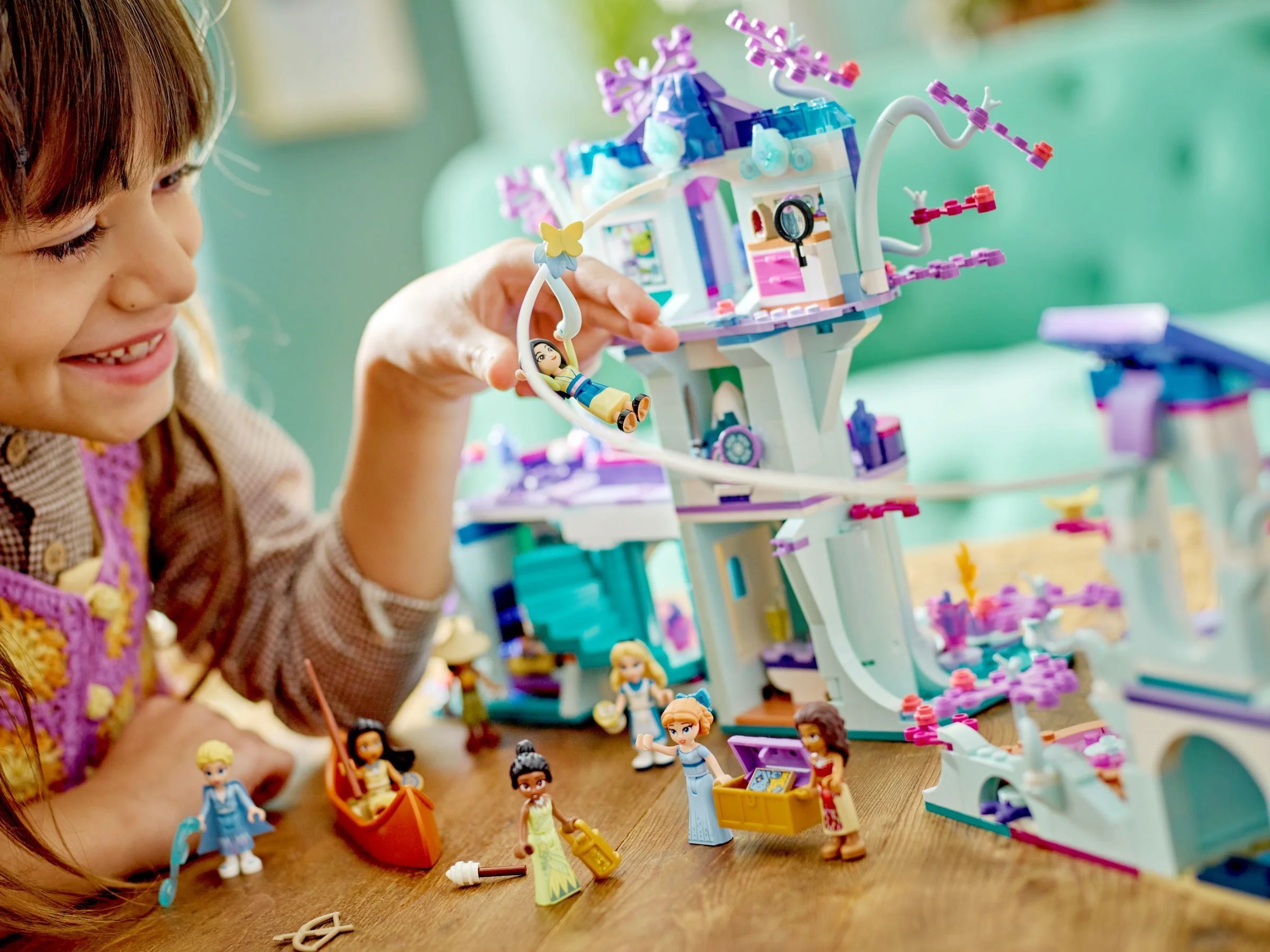 LEGO® 43215 Zaczarowany domek na drzewie - zdjęcie 7