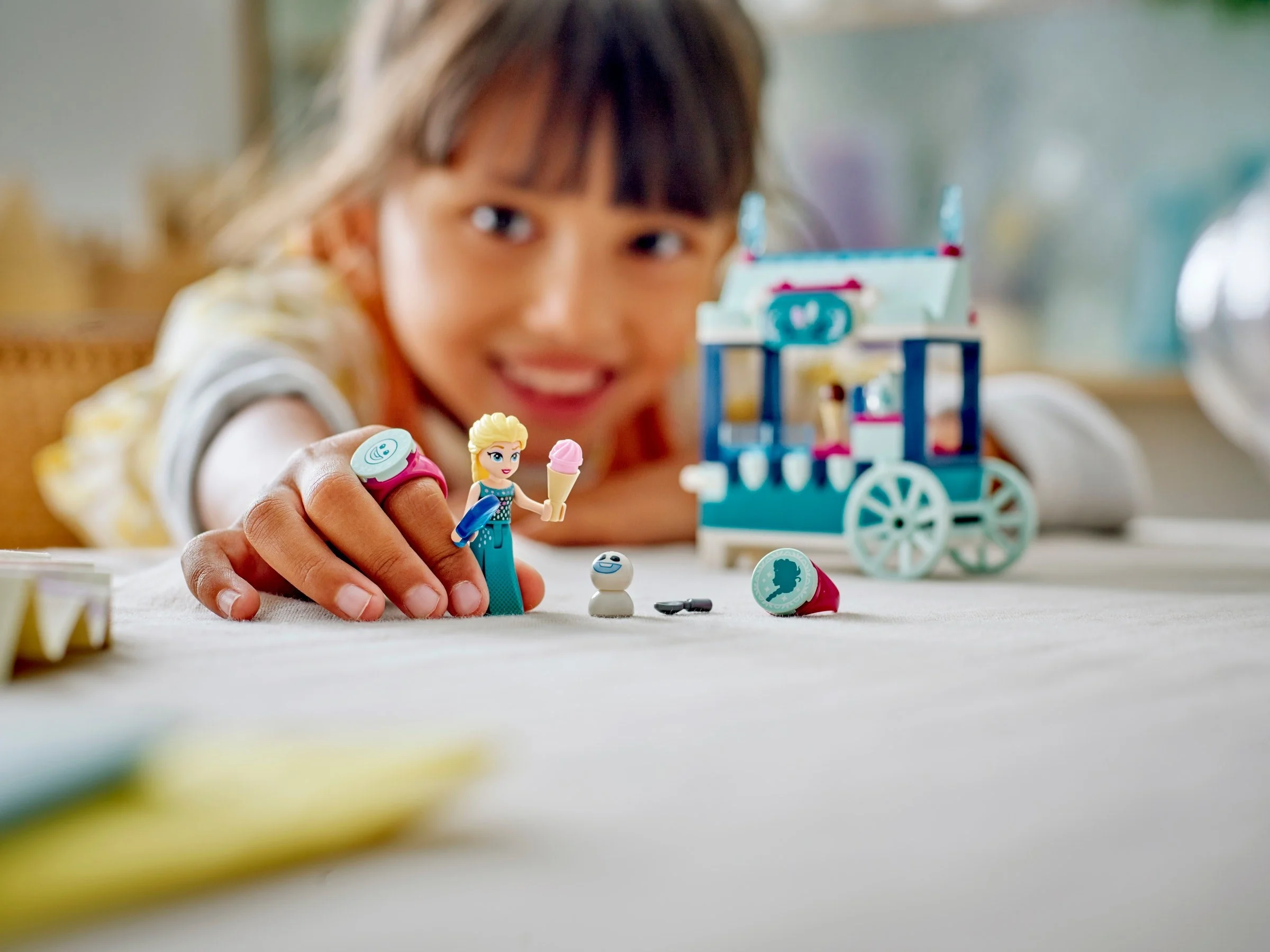 LEGO® 43234 Mrożone Smakołyki Elzy - zdjęcie 7