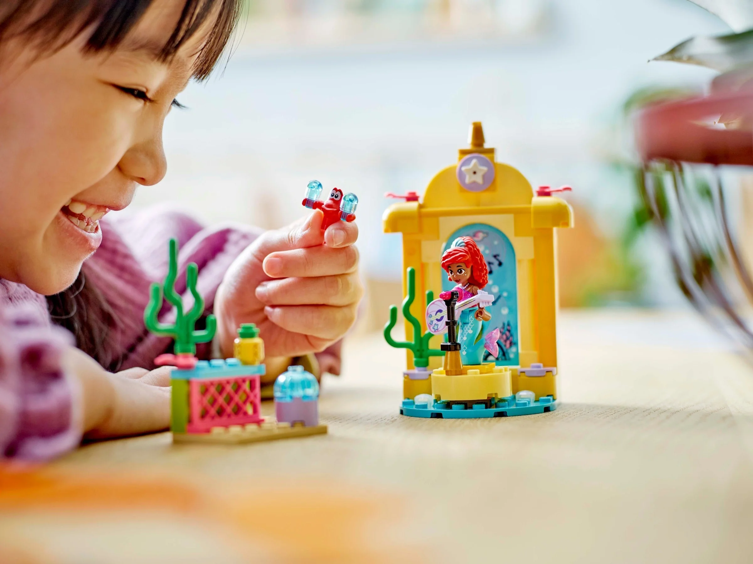 LEGO® 43235 Scena muzyczna Arielki - zdjęcie 8
