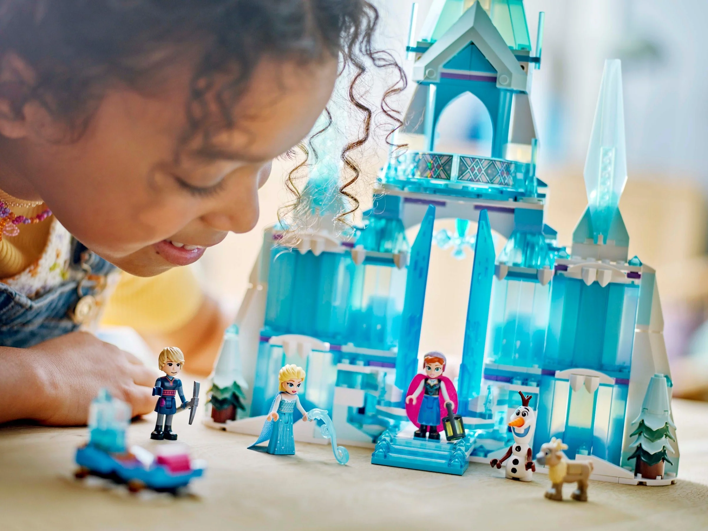 LEGO® 43244 Lodowy pałac Elzy - zdjęcie 8