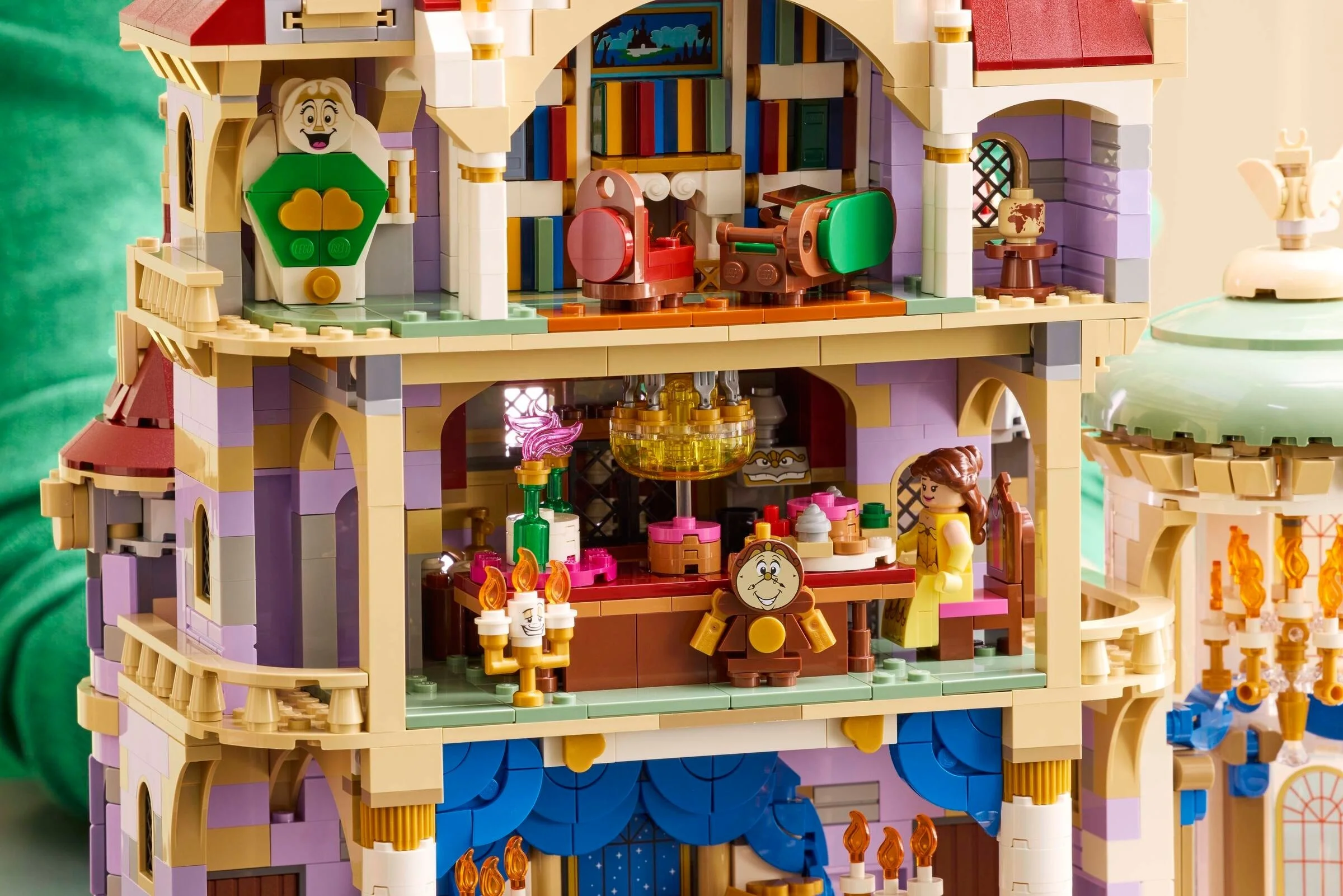 LEGO® 43263 Zamek z Pięknej i Bestii - zdjęcie 10