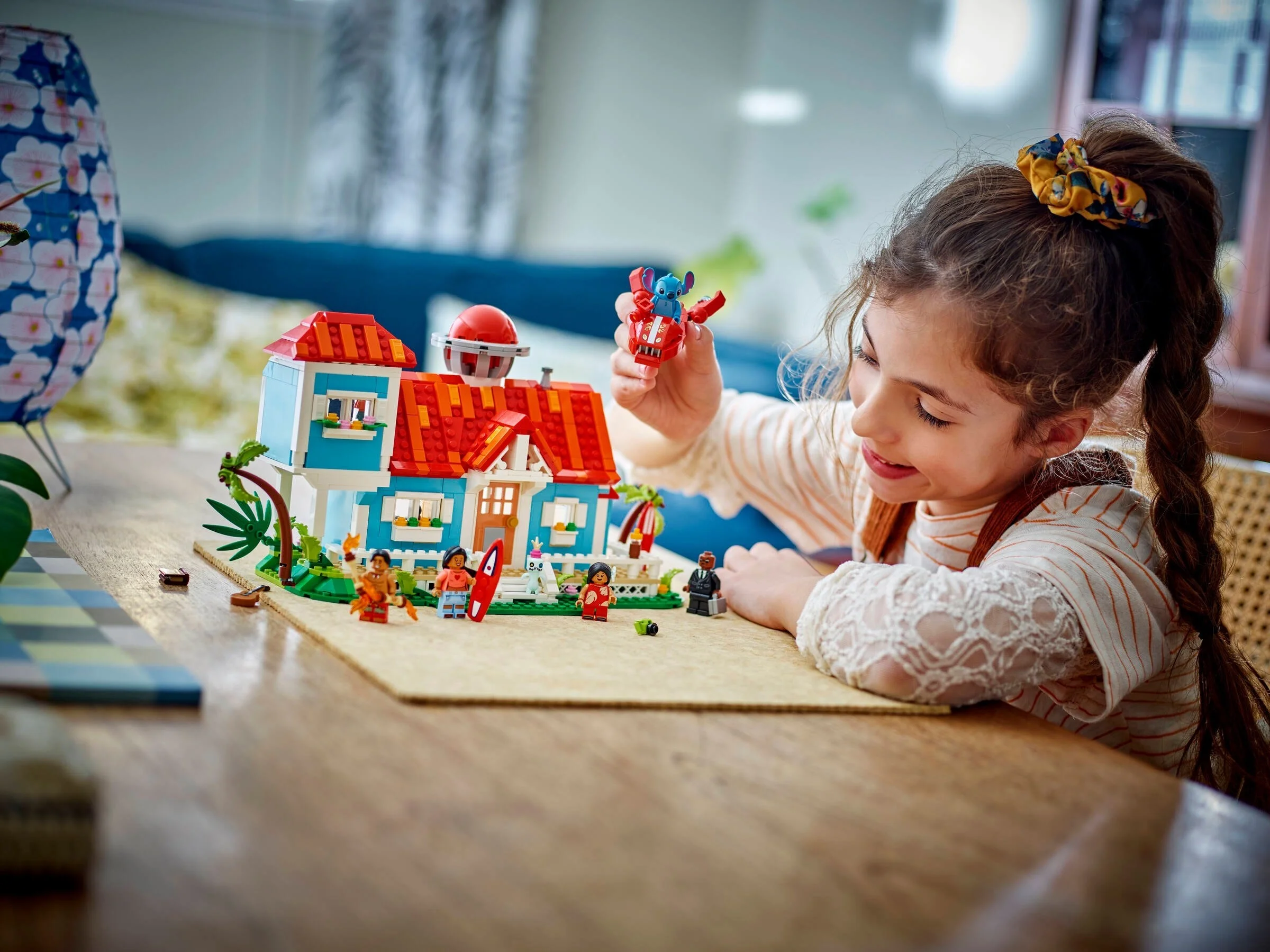 LEGO® 43268 Domek na plaży Lilo i Stitcha - zdjęcie 5