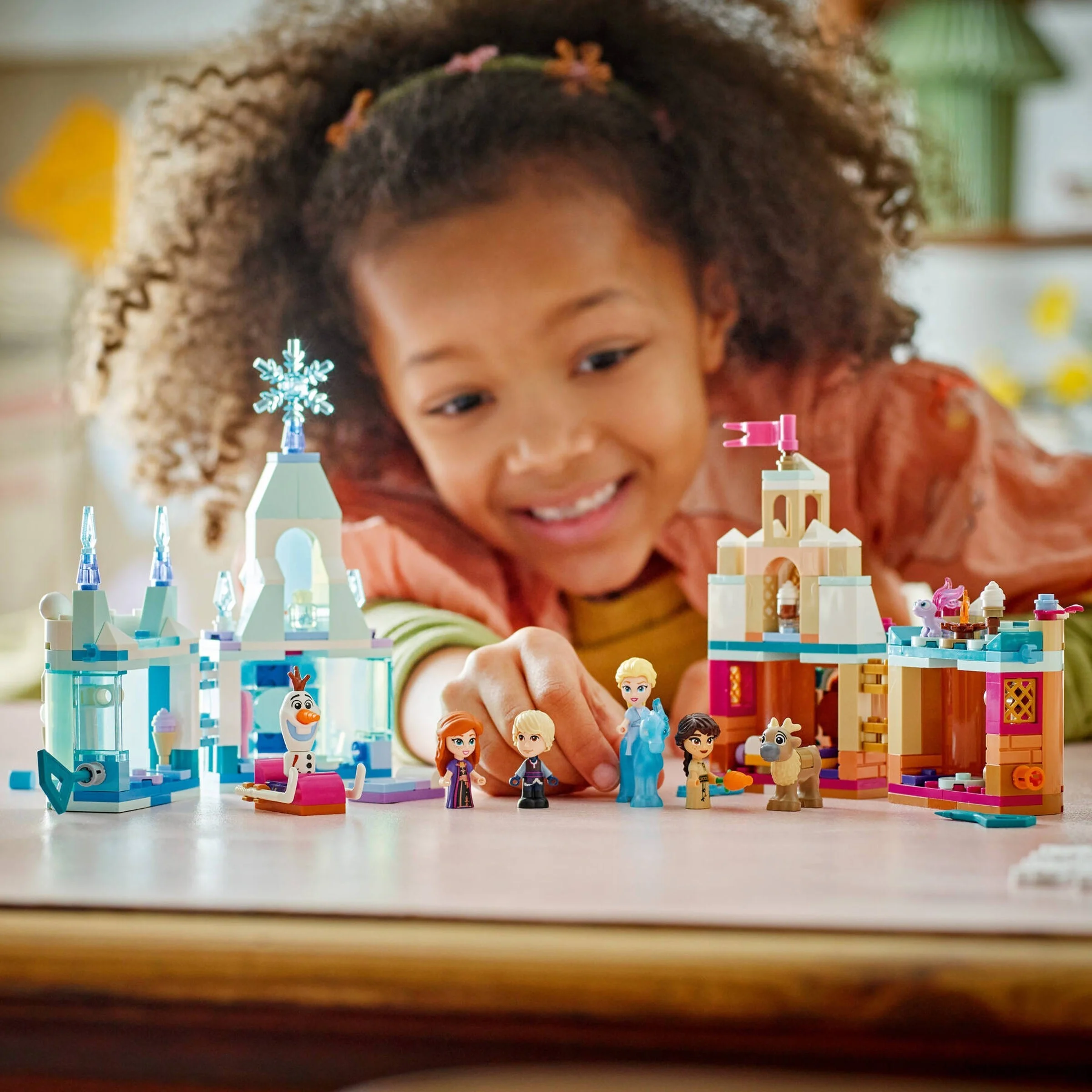 LEGO® 43278 Miniaturowy zamek w Arendelle i lodowy pałac Elzy - zdjęcie 6