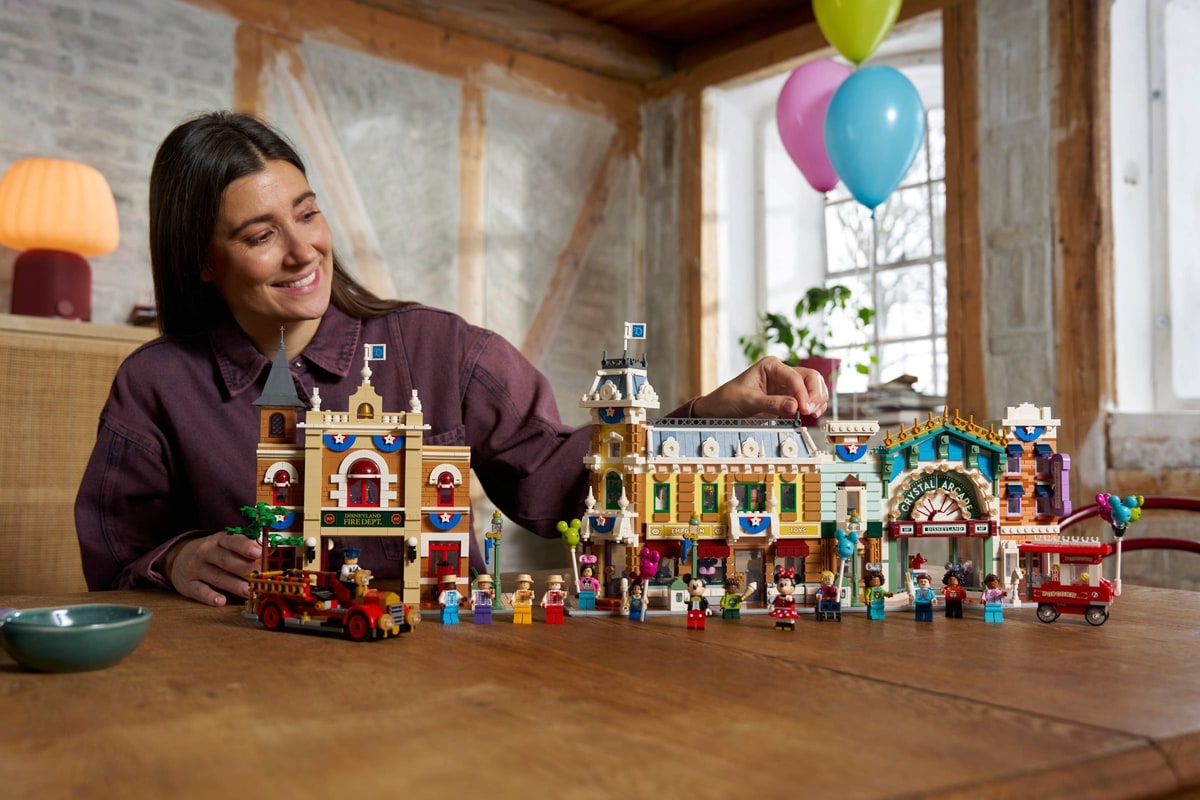 LEGO® 43302 Main Street, U. S.A. - zdjęcie 28