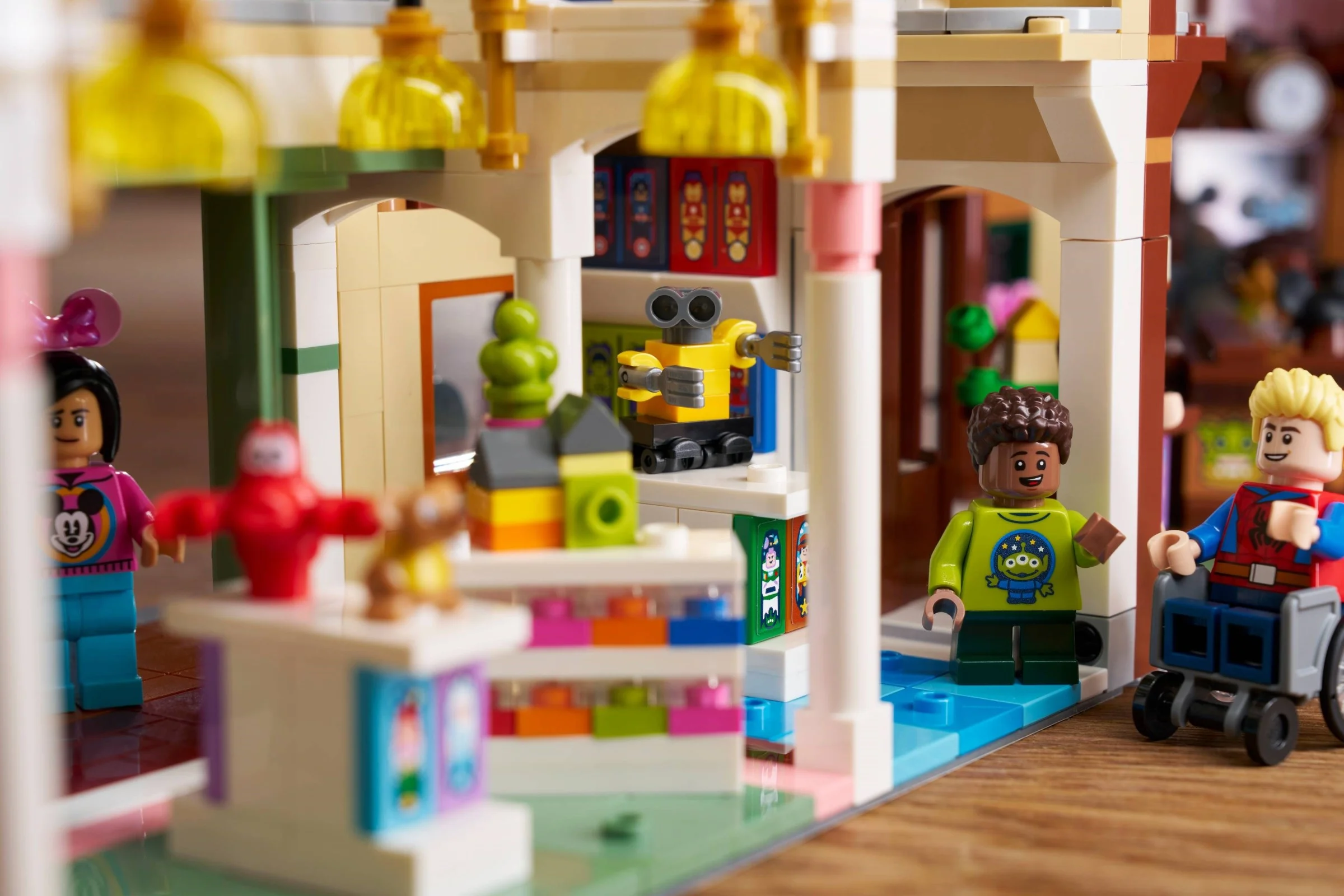 LEGO® 43302 Main Street, U. S.A. - zdjęcie 19