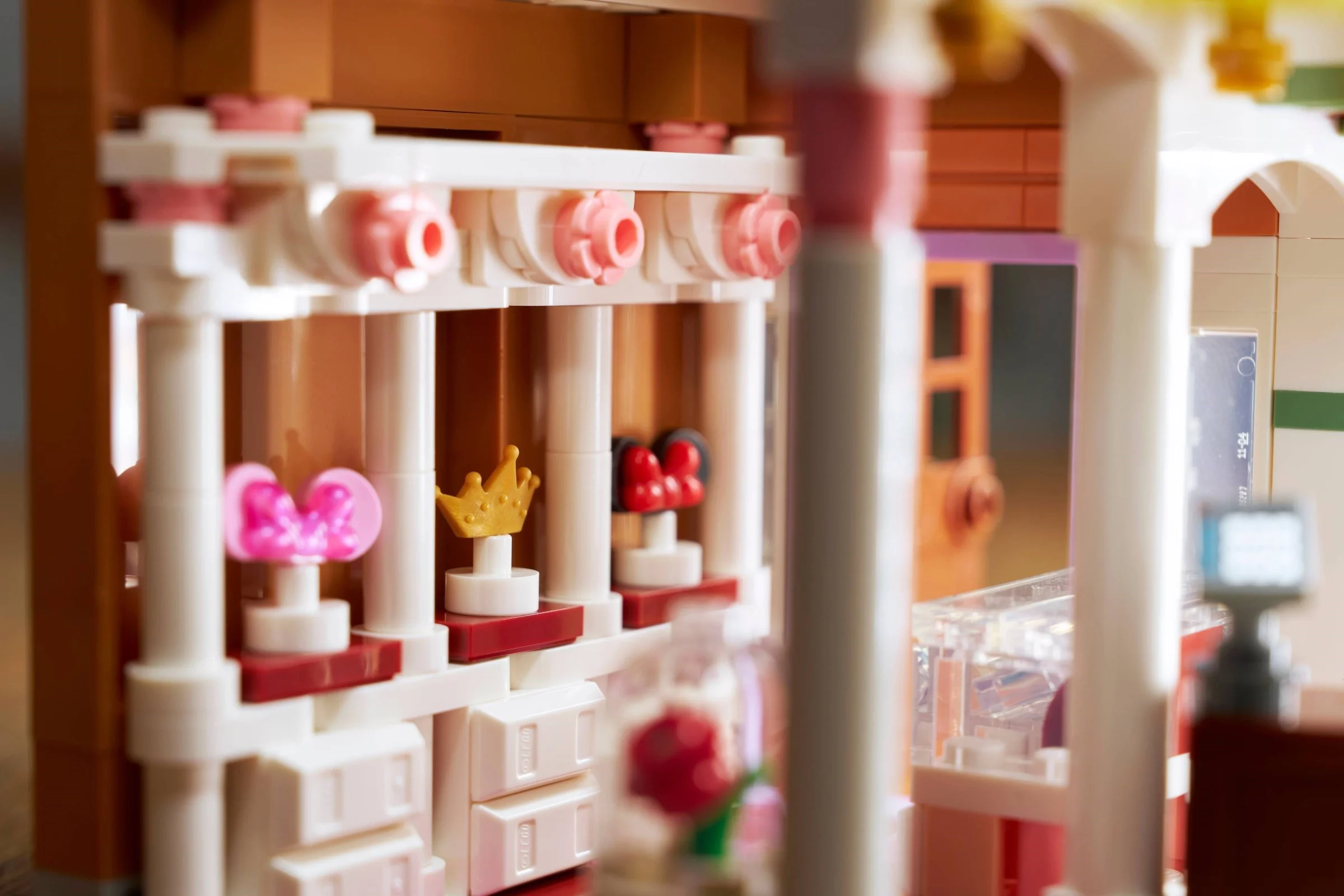 LEGO® 43302 Main Street, U. S.A. - zdjęcie 21