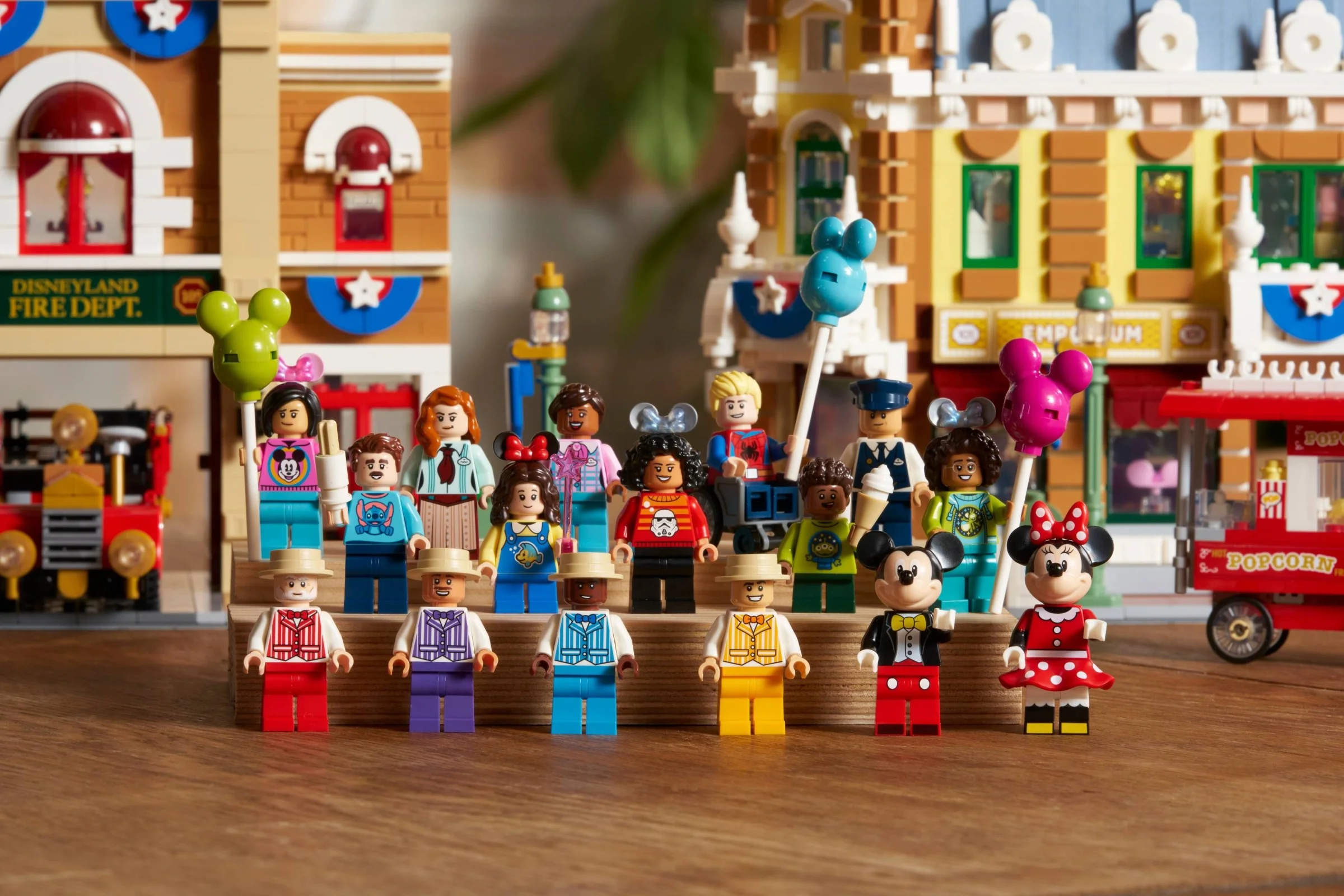 LEGO® 43302 Main Street, U. S.A. - zdjęcie 23