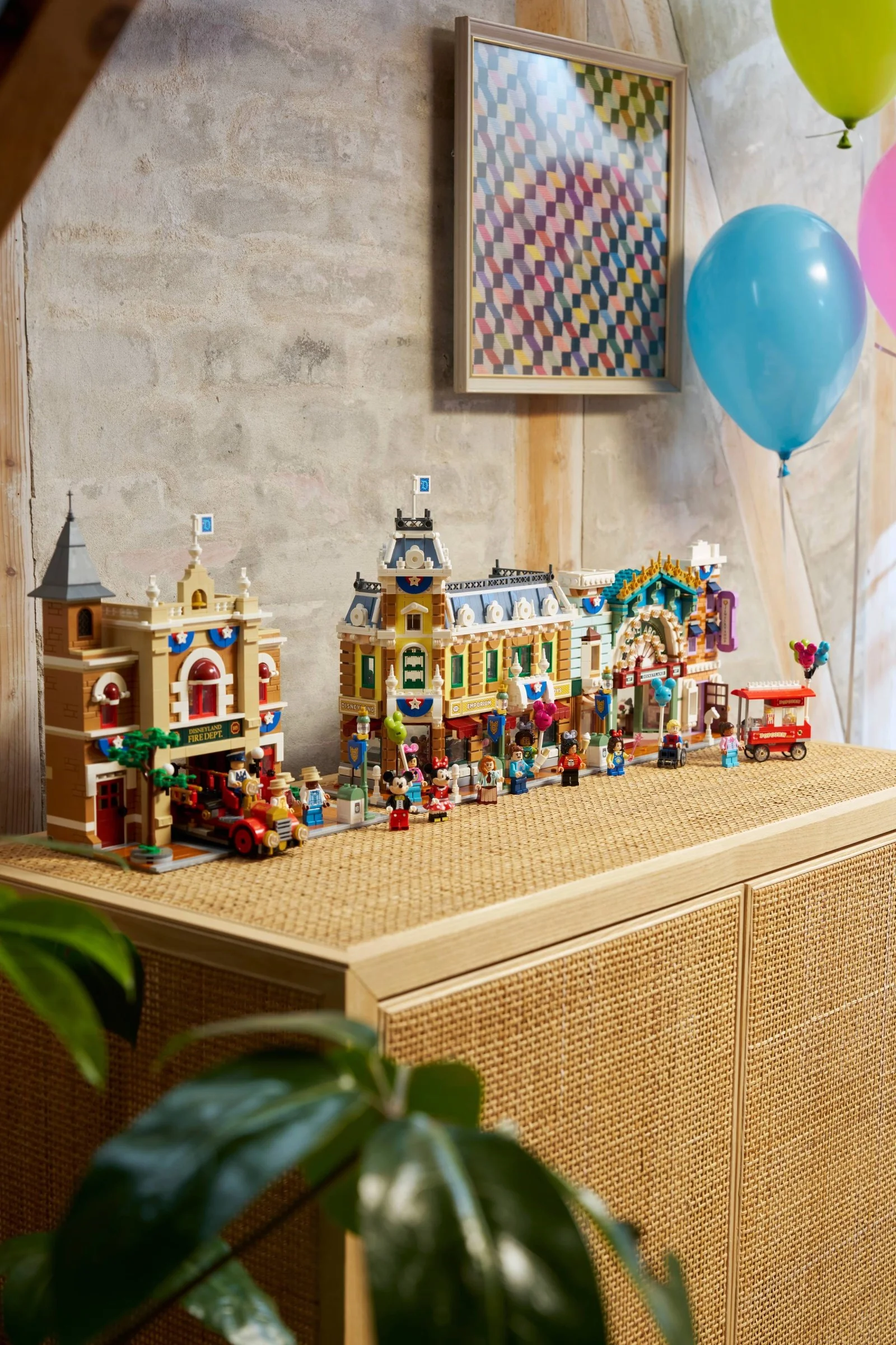 LEGO® 43302 Main Street, U. S.A. - zdjęcie 29