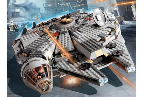 LEGO® 4504 Star Wars Millennium Falcon - zdjęcie 4