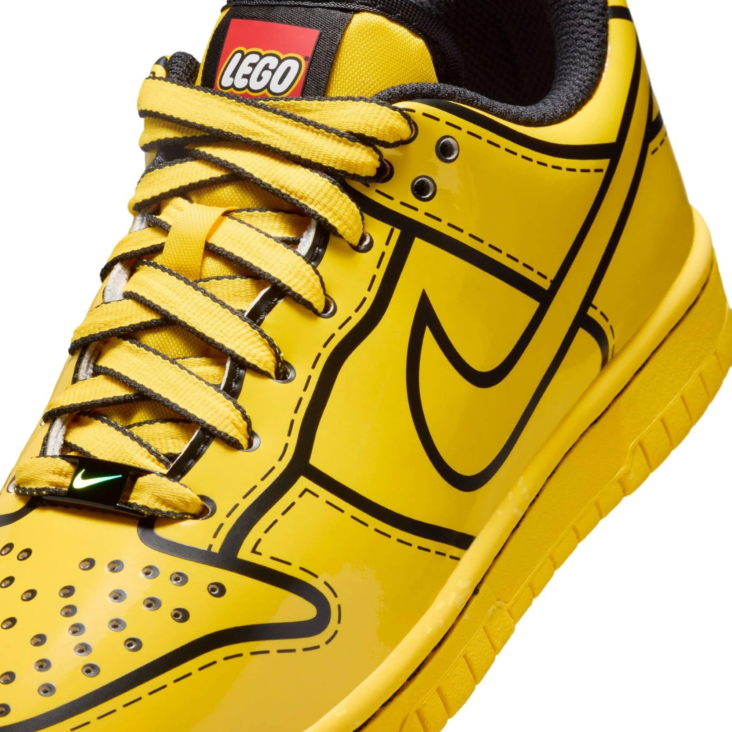 LEGO® 5010051 Nike Dunk Low x LEGO Collection – Big Kids Shoes - zdjęcie 15