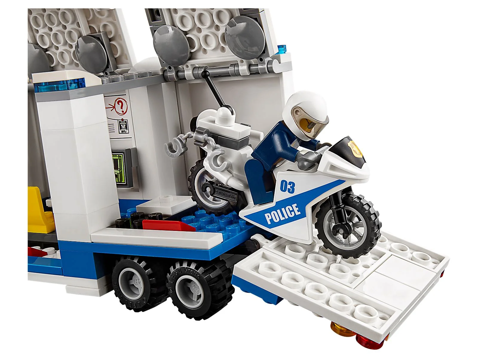 LEGO® 60139 Mobilne centrum dowodzenia - zdjęcie 9