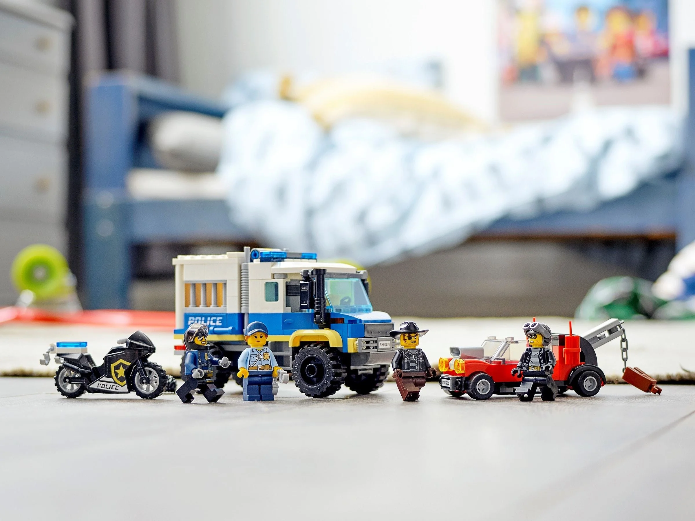 LEGO® 60276 Policyjny konwój więzienny - zdjęcie 10