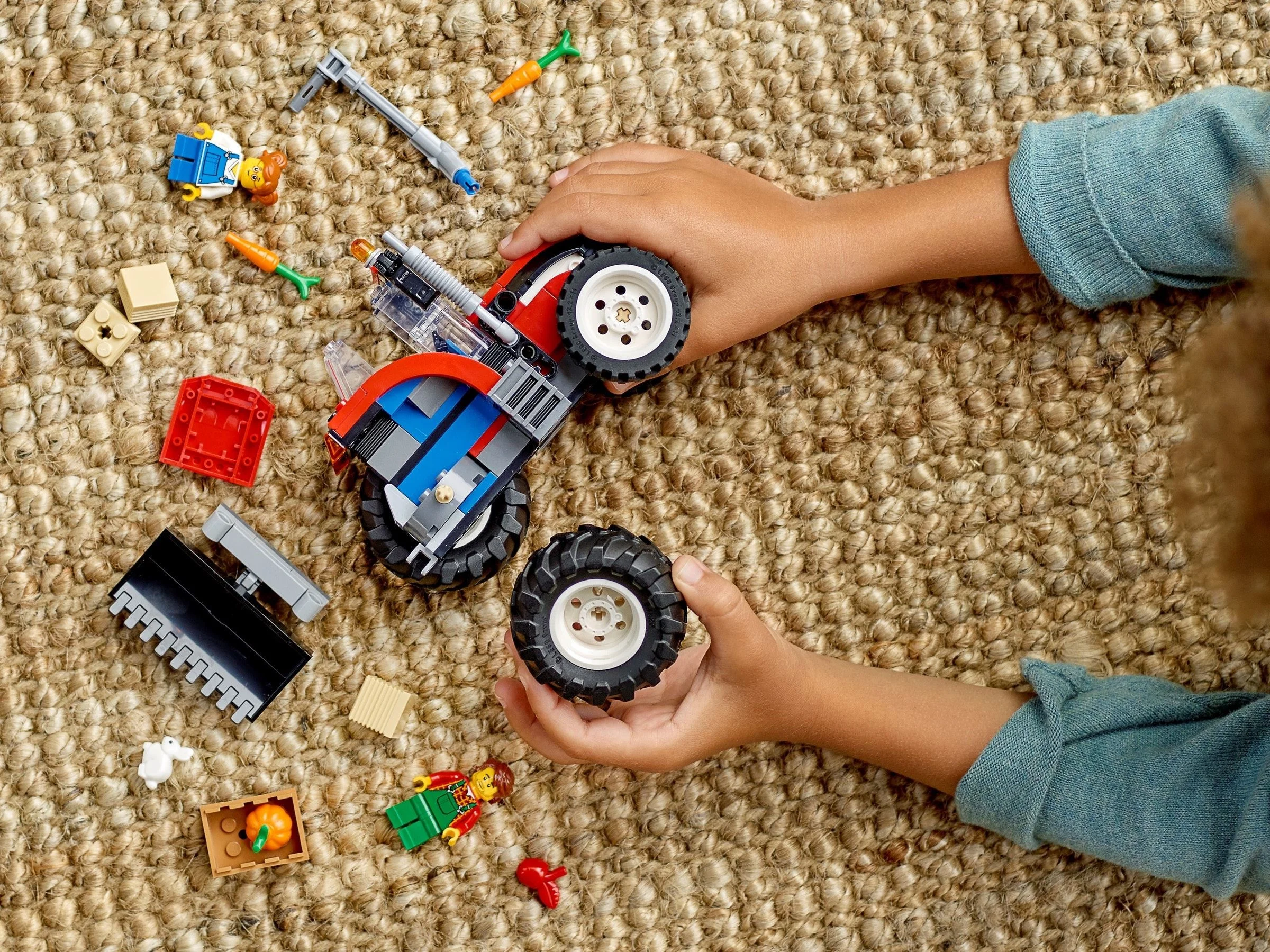 LEGO® 60287 Traktor ciągnik rolniczy rolnik - zdjęcie 11