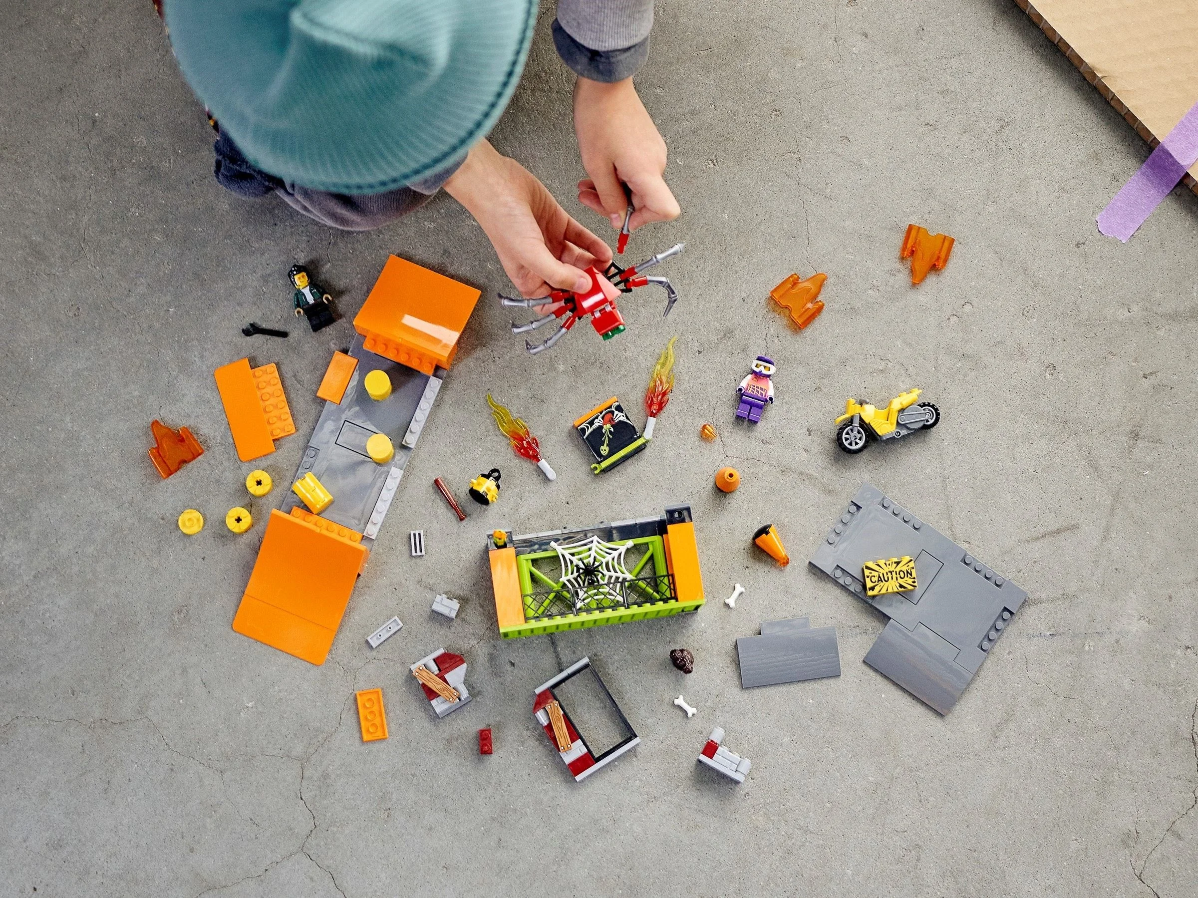 LEGO® 60293 Park kaskaderski - zdjęcie 10