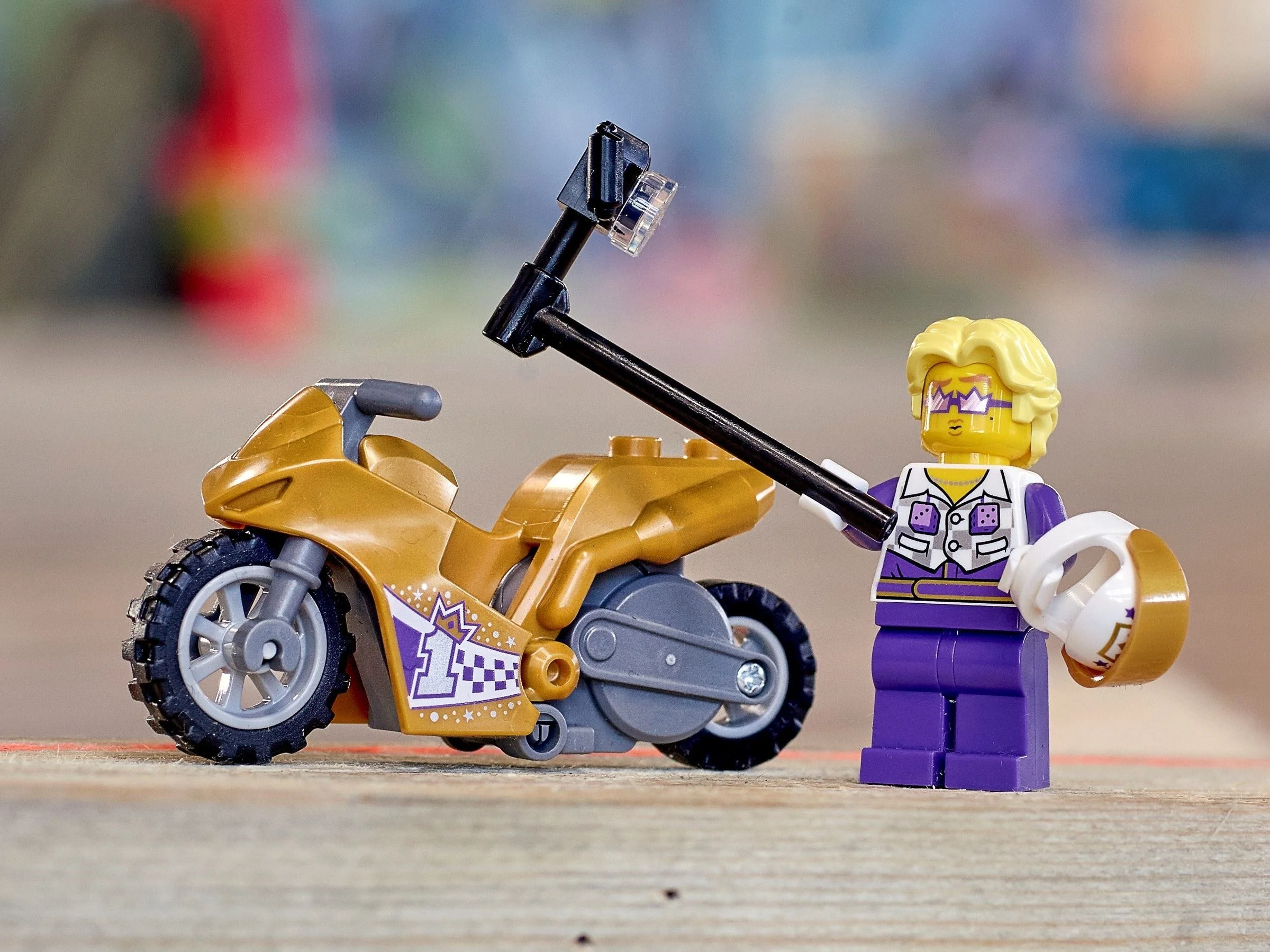 LEGO® 60309 Selfie Na Motocyklu Kaskaderskim - zdjęcie 7