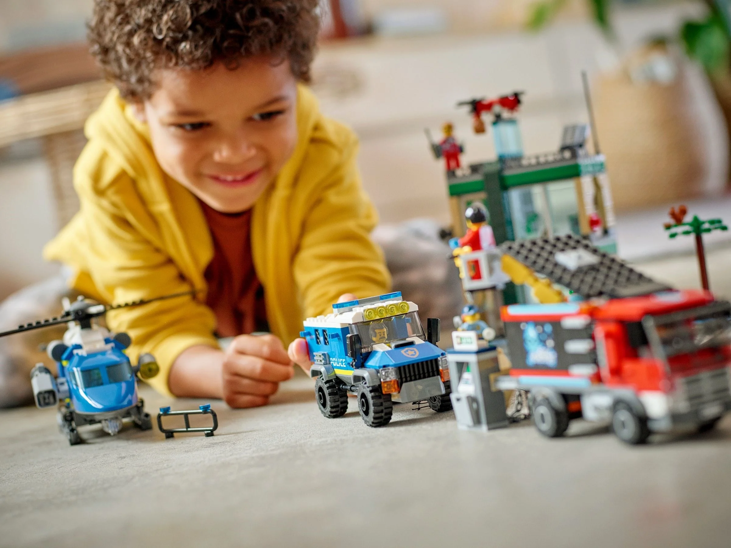 LEGO® 60317 City Napad na Bank - zdjęcie 3