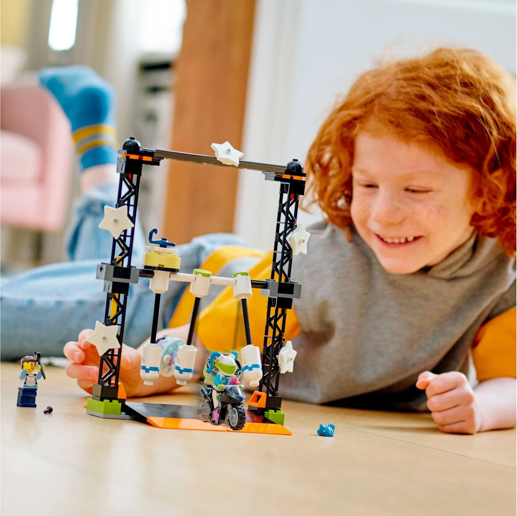 LEGO® 60341 Klocki Lego City Wyzwanie kaskaderskie: przewracanie () - zdjęcie 9