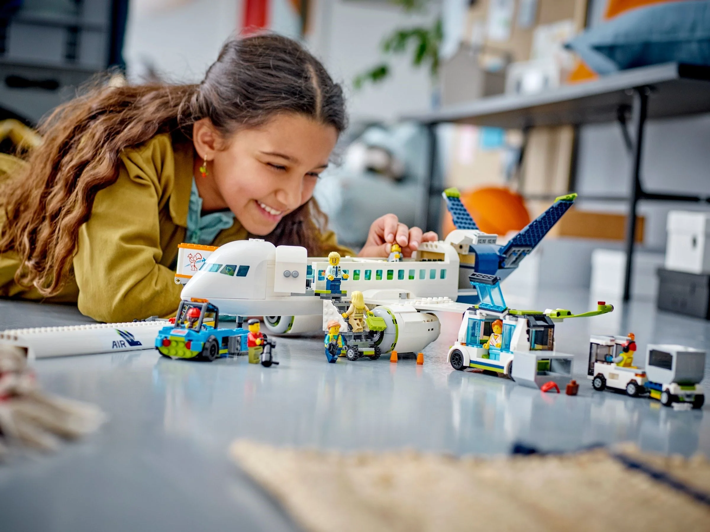 LEGO® 60367 Samolot pasażerski - zdjęcie 4