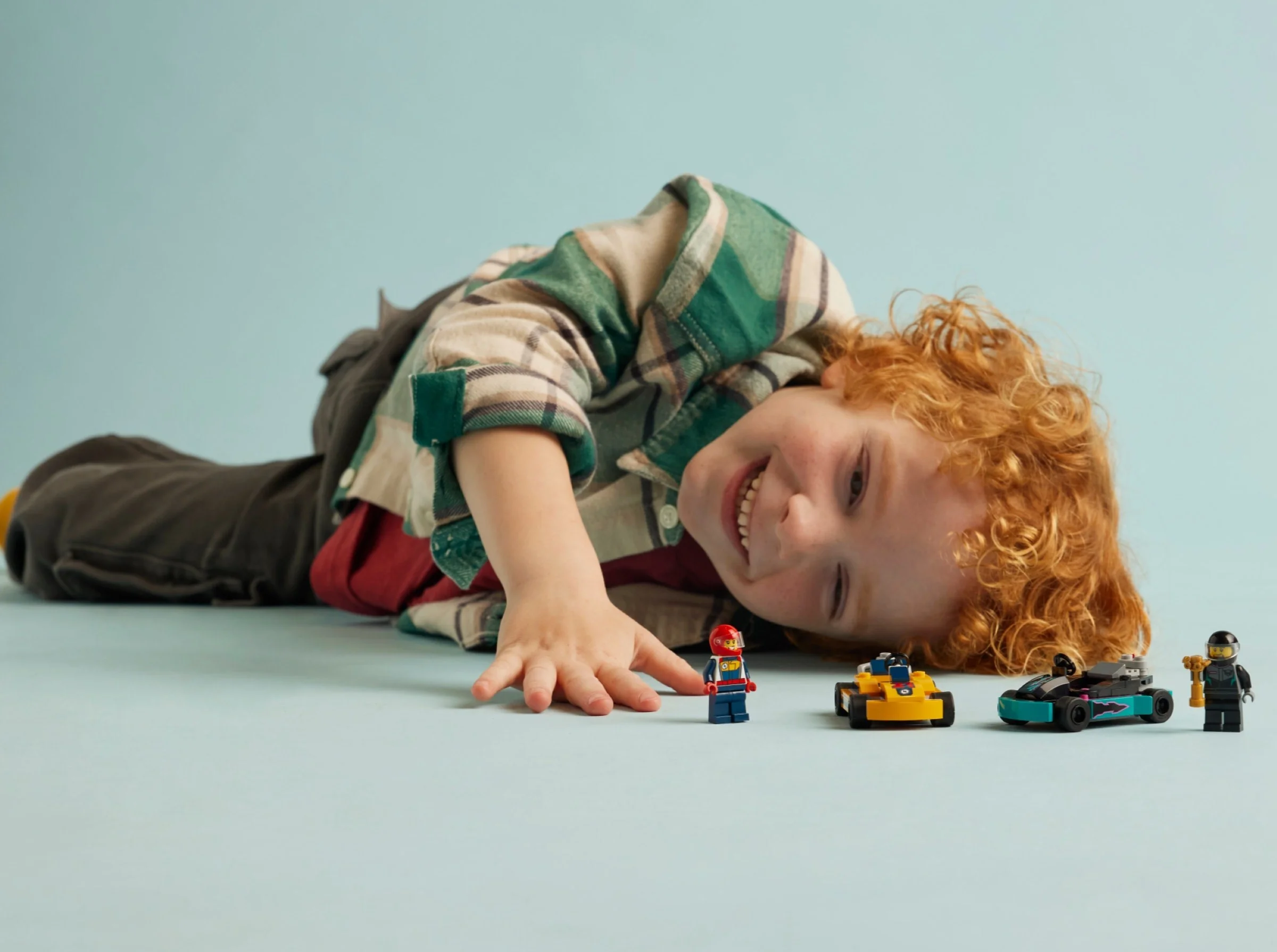 LEGO® 60400 Gokarty i kierowcy wyścigowi - zdjęcie 7