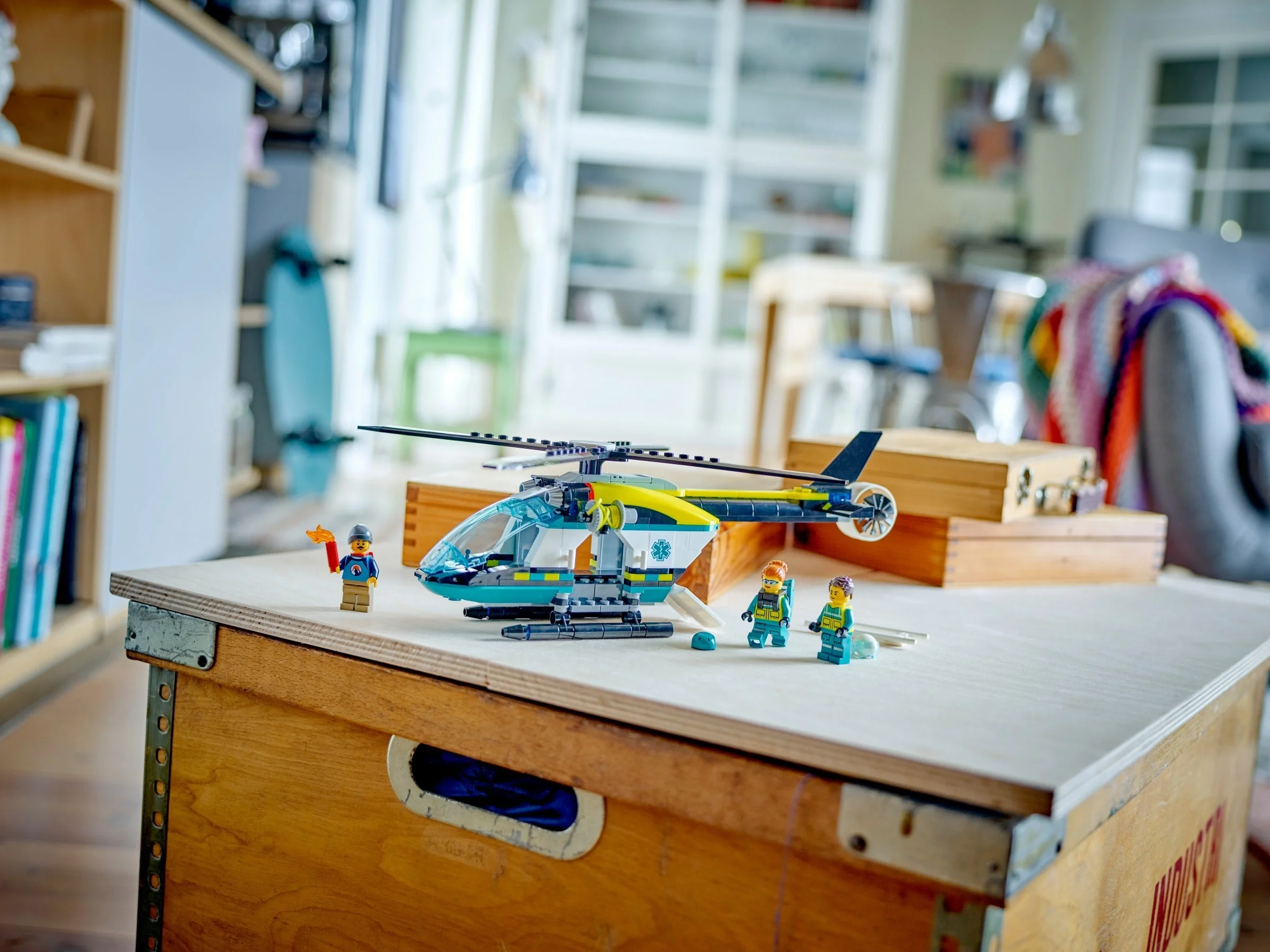 LEGO® 60405 Helikopter ratunkowy - zdjęcie 10