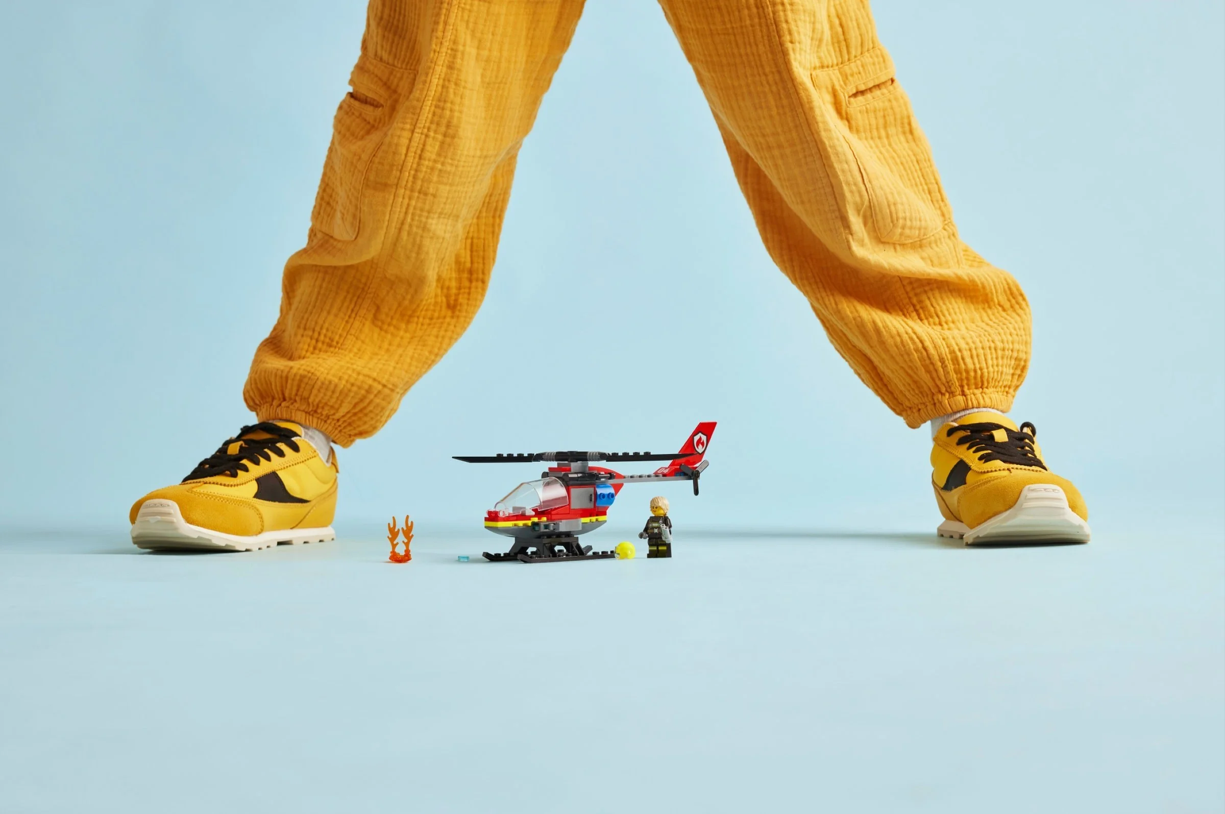 LEGO® 60411 City Strażacki Helikopter Ratunkowy - zdjęcie 8