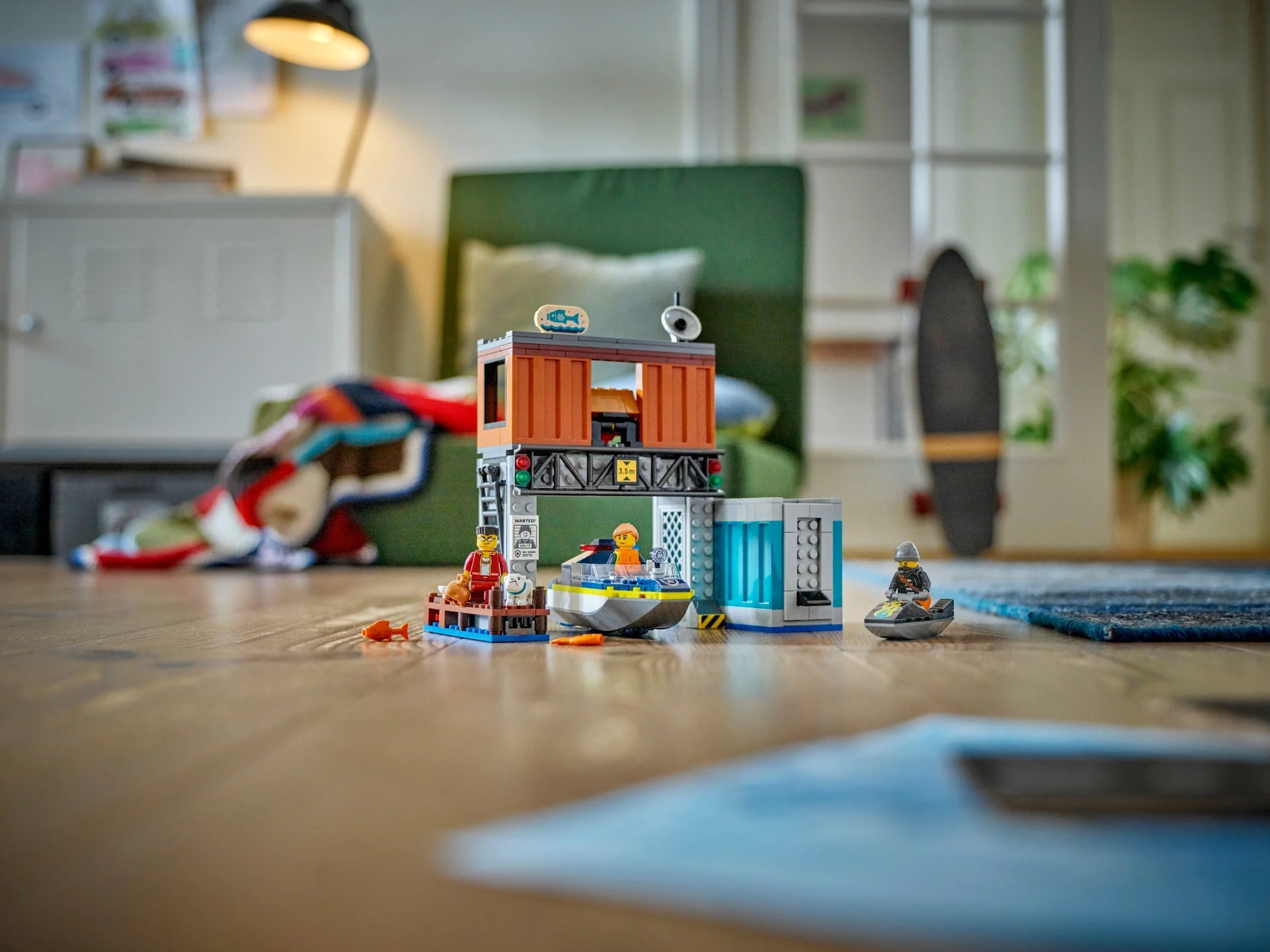 LEGO® 60417 Policyjna motorówka i kryjówka złodziejaszków Nowy - zdjęcie 10