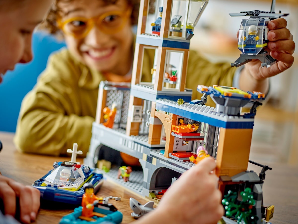 LEGO® 60419 Policja z Więziennej Wyspy - zdjęcie 21