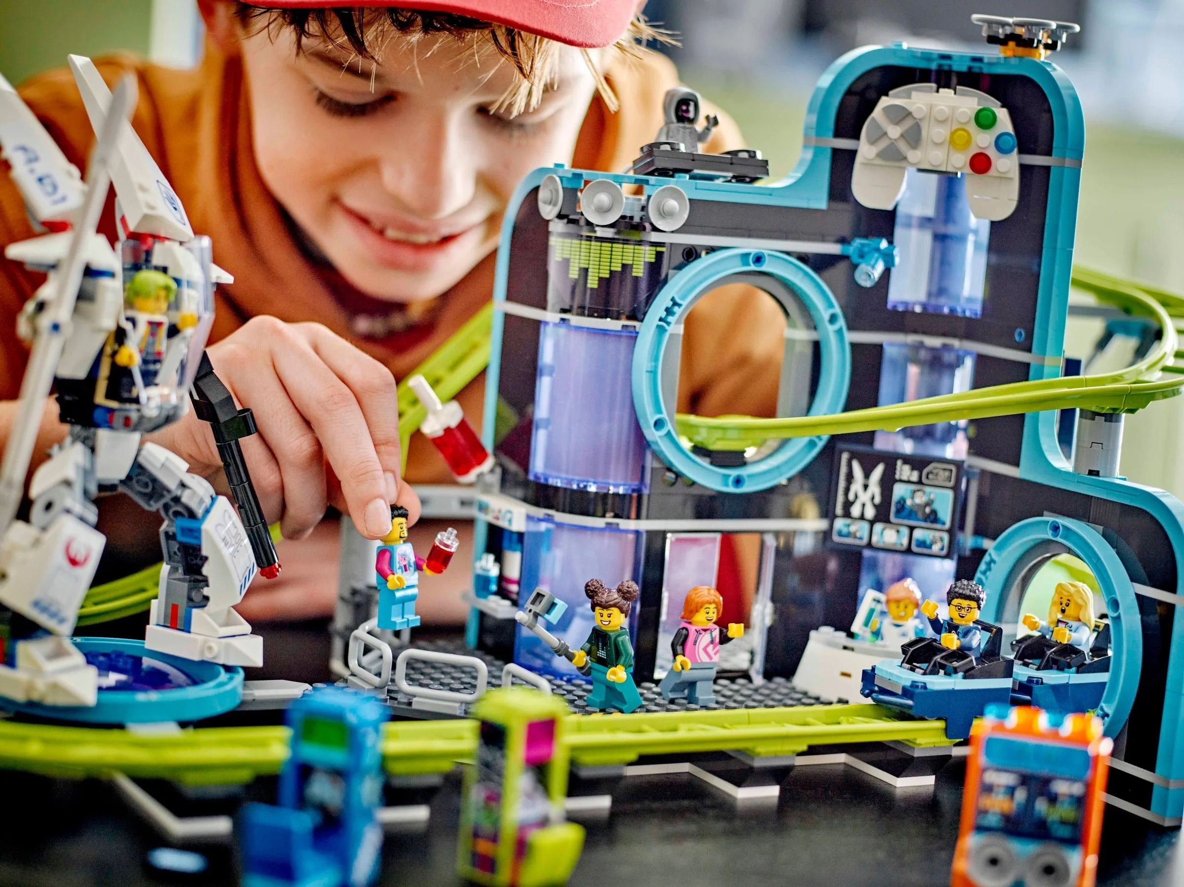 LEGO® 60421 Park Świat Robotów z Rollercoasterem - zdjęcie 13