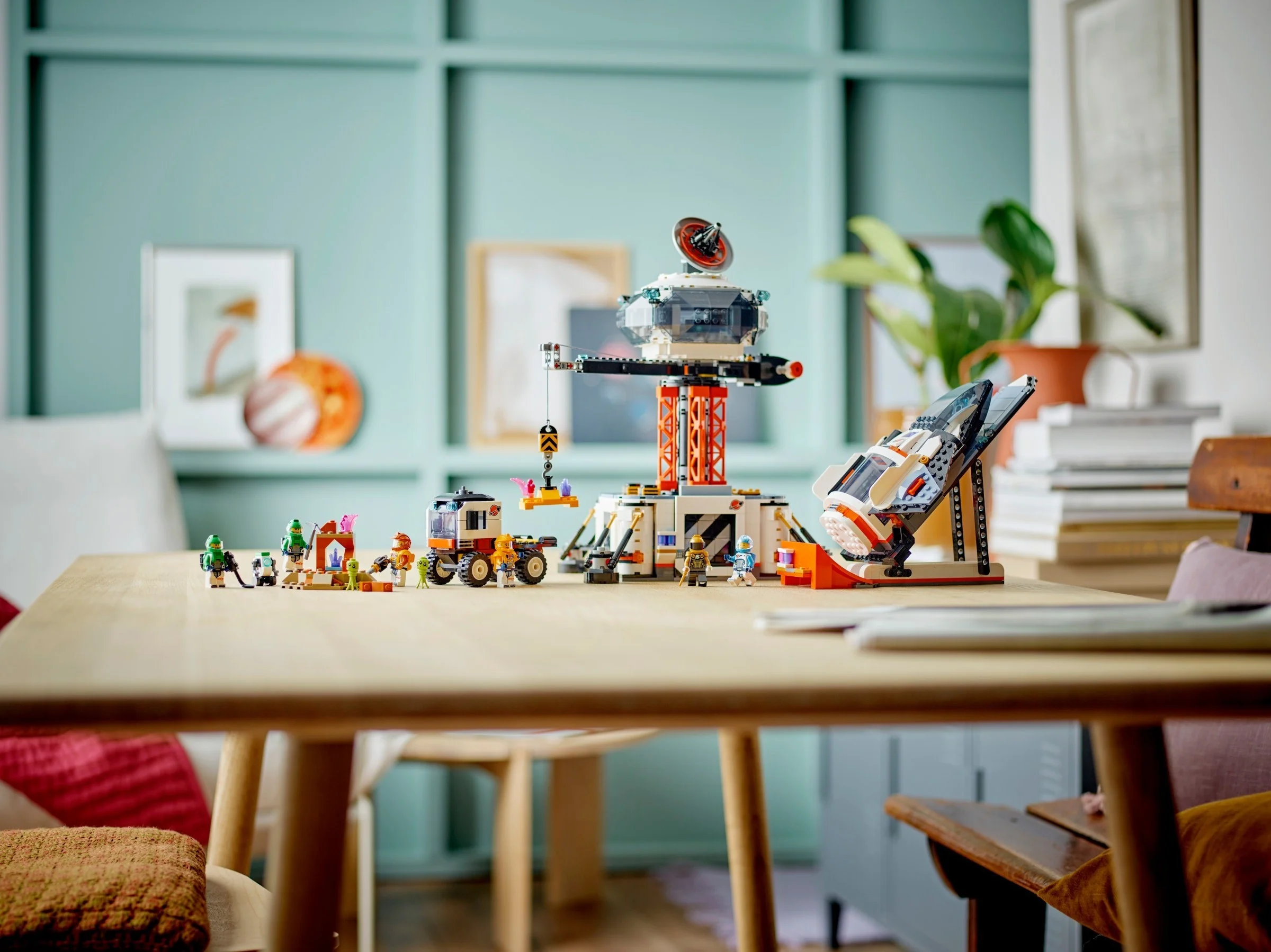 LEGO® 60434 Stacja kosmiczna i stanowisko startowe rakiety - zdjęcie 10