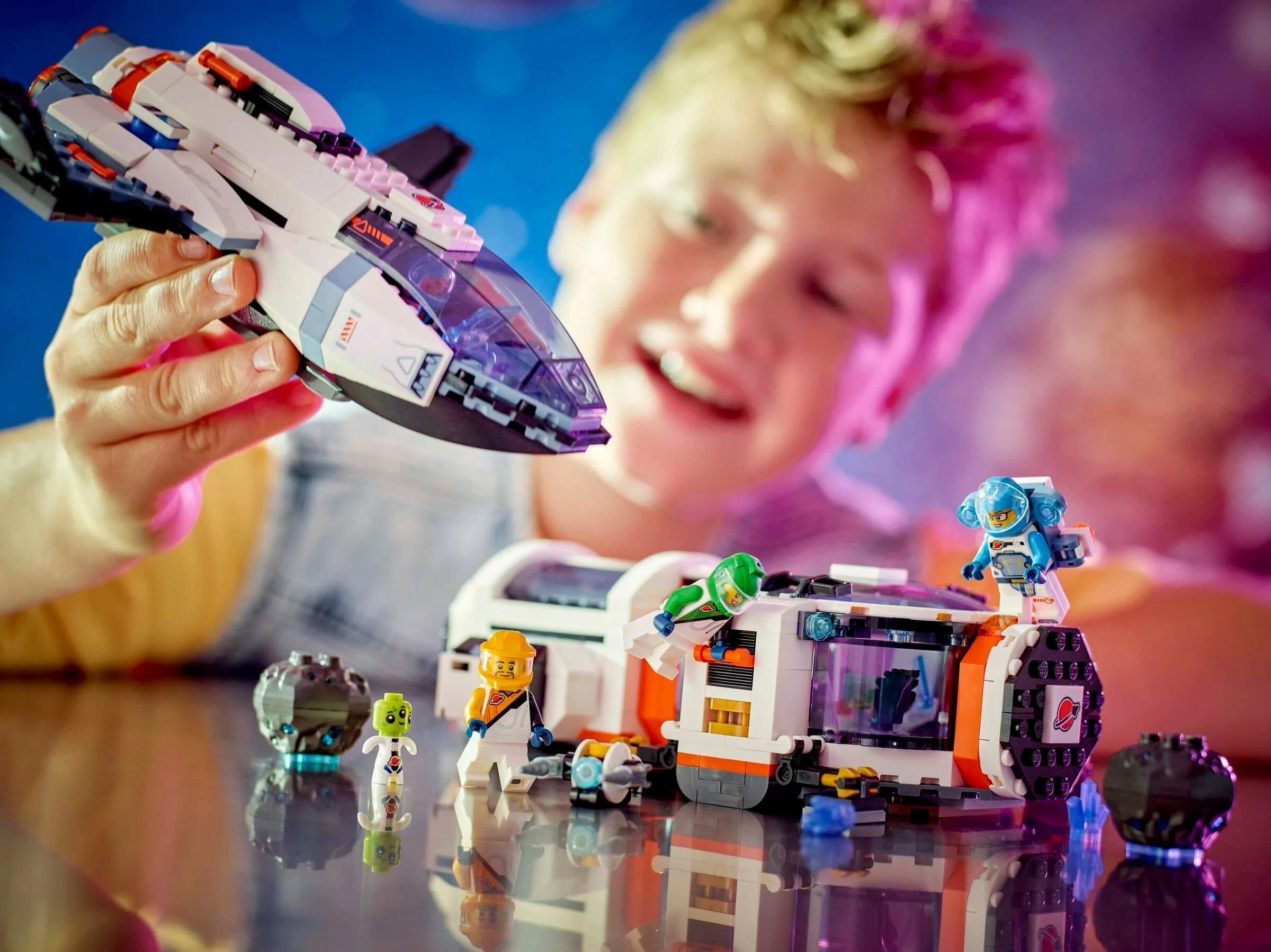 LEGO® 60446 Modułowy galaktyczny statek kosmiczny - zdjęcie 4