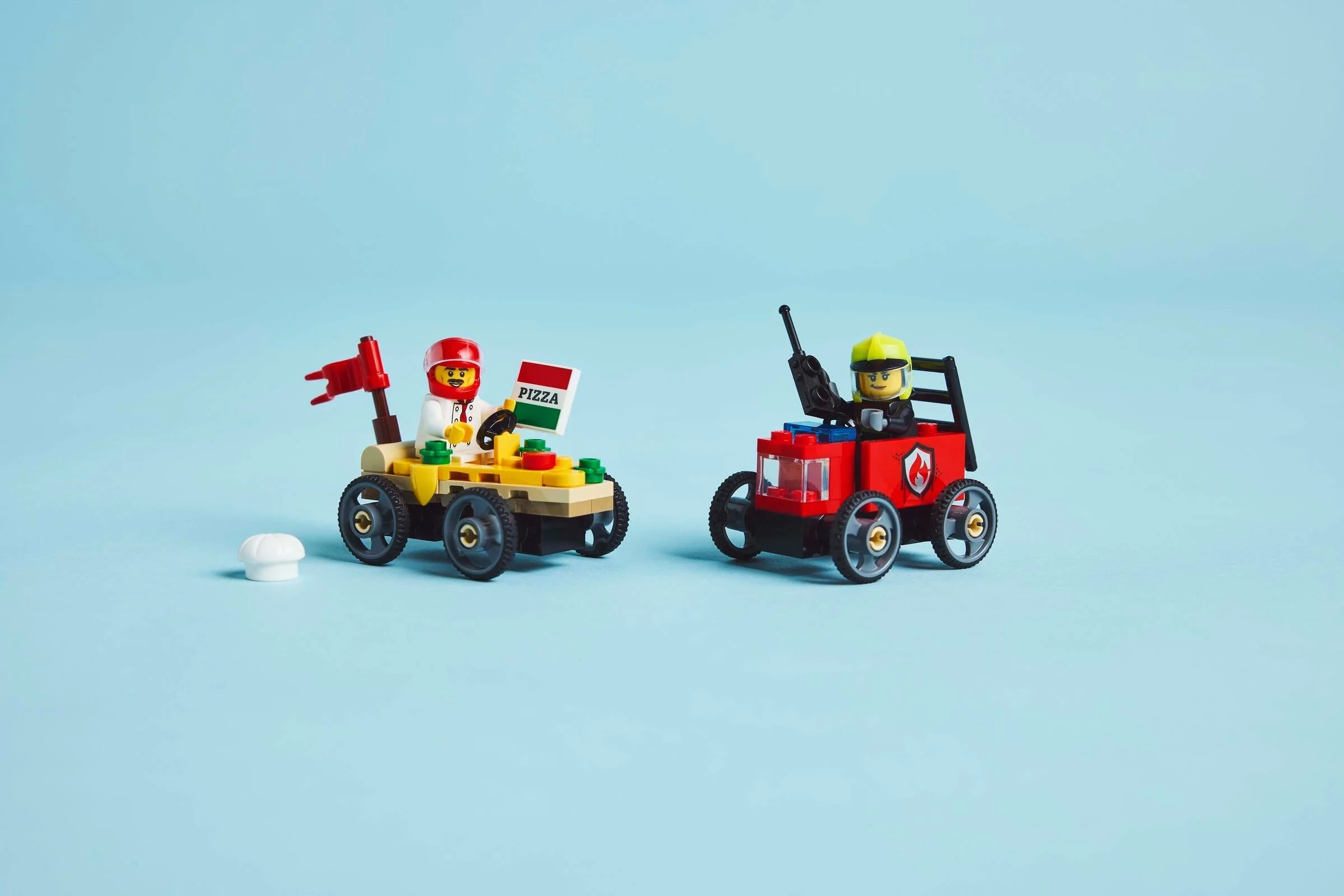 LEGO® 60458 Zestaw Wyścigówek: Pizza Kontra Wóz Strażacki - zdjęcie 7