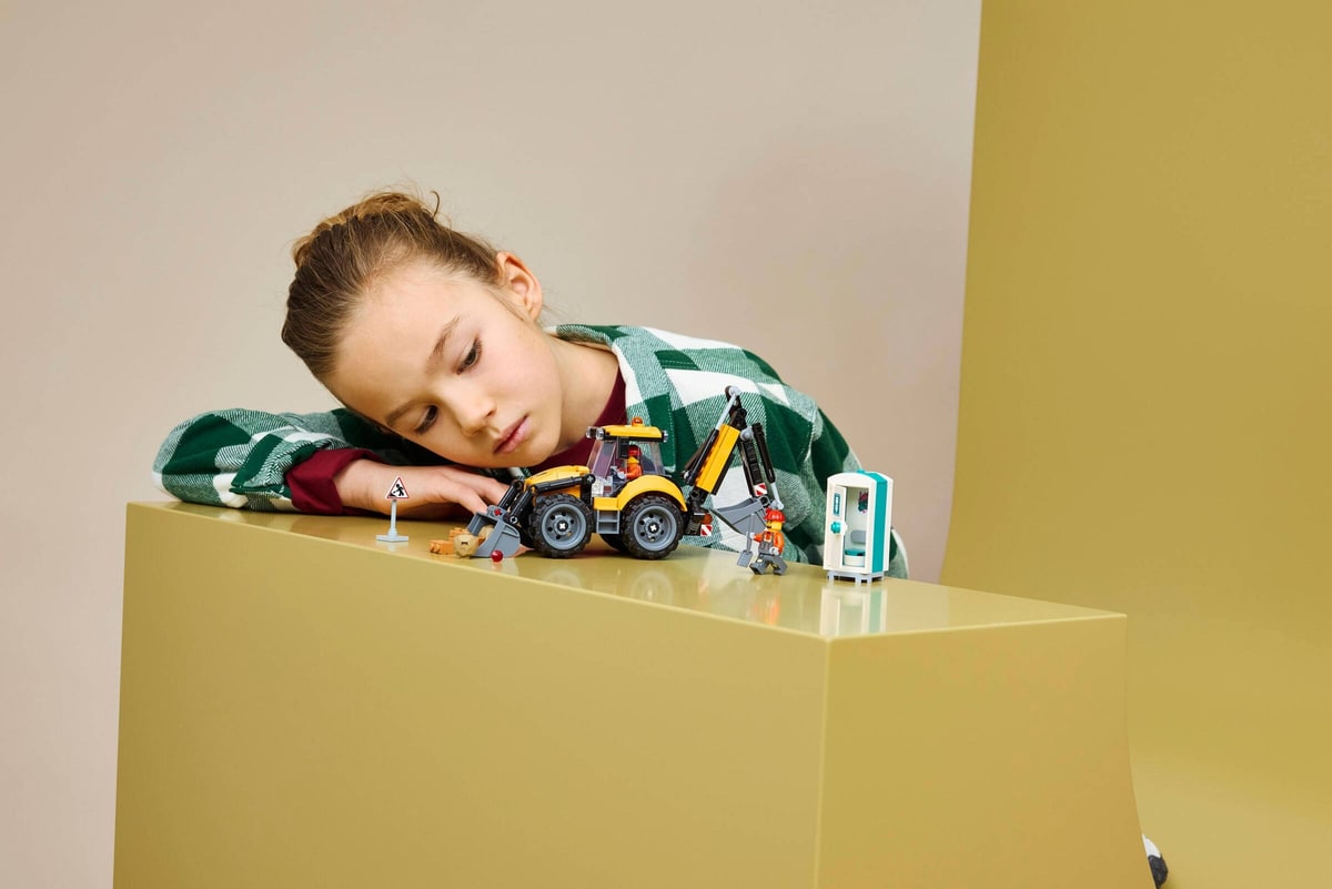 LEGO® 60480 Żółta koparko-ładowarka - zdjęcie 13