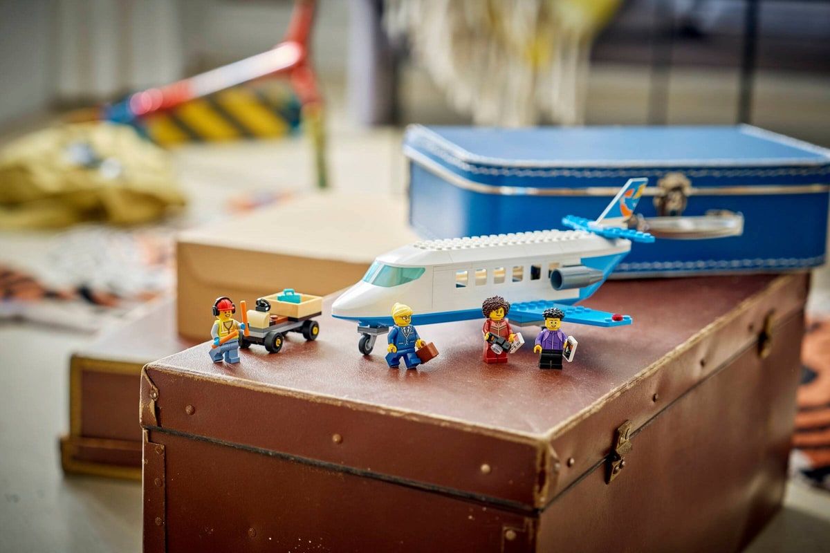 LEGO® 60492 Samolot pasażerski - zdjęcie 15