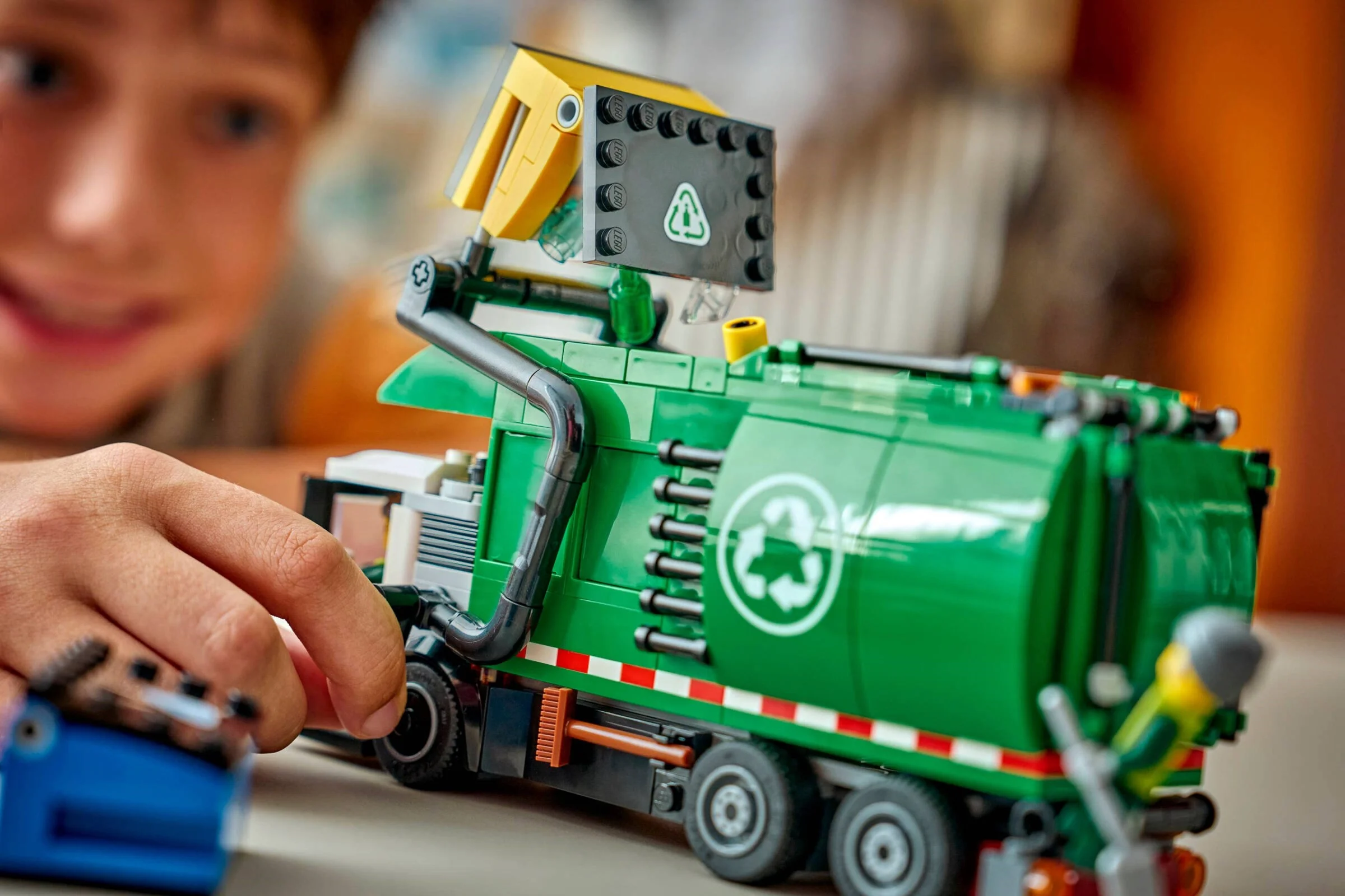 LEGO® 60495 Ciężarówka recyklingowa - zdjęcie 22