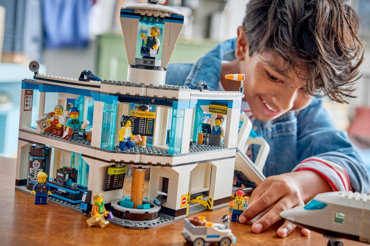LEGO® 60502 Lotnisko z samolotem - zdjęcie 11